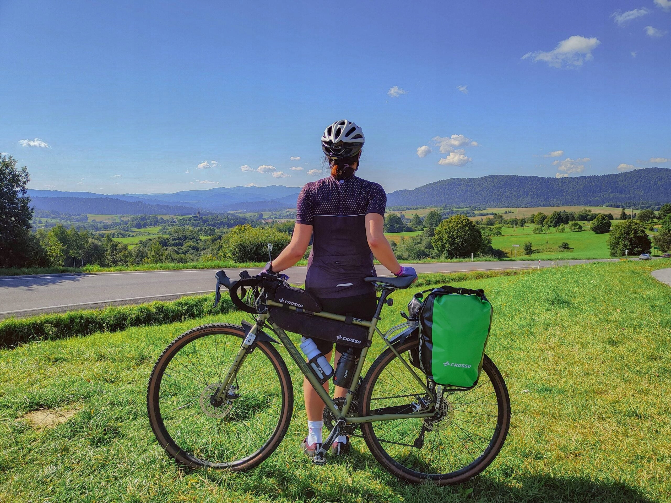 Crosso Zipper XL Bike Bag - Black Capacity 3 l