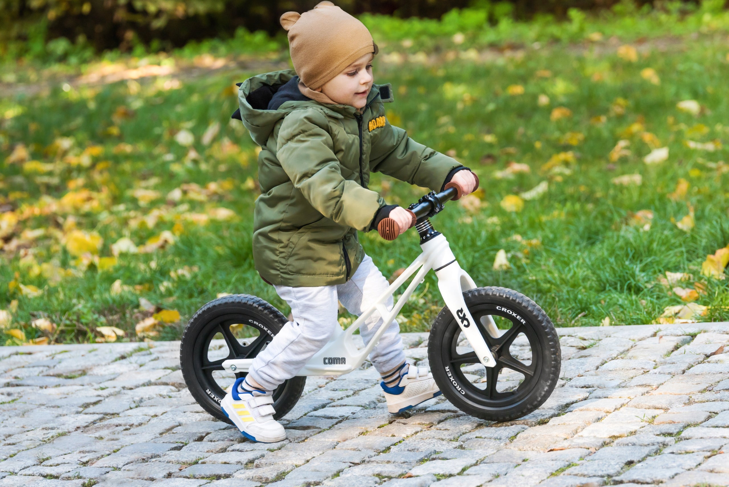 Croxer Coma White/Brown Balance Bike Brand Croxer