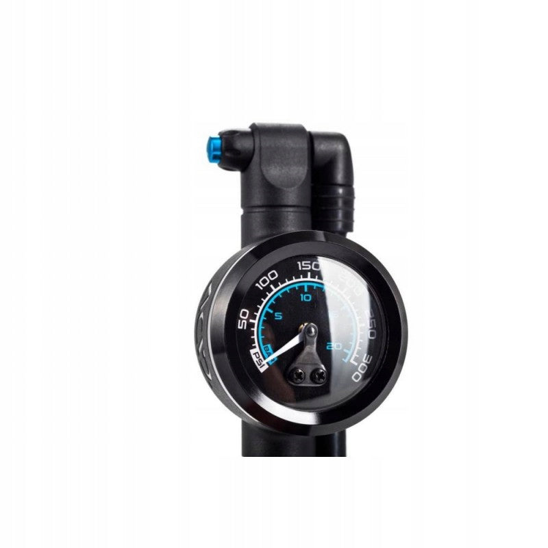 Cube Race Shock 300 pump Color black