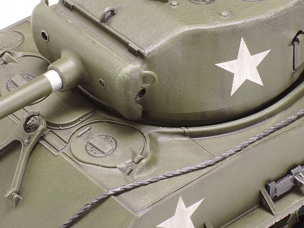 Fertigmodell Tamiya US Medium Tank M4A3E8 Sherman Easy Eight, 1/48, 32595 