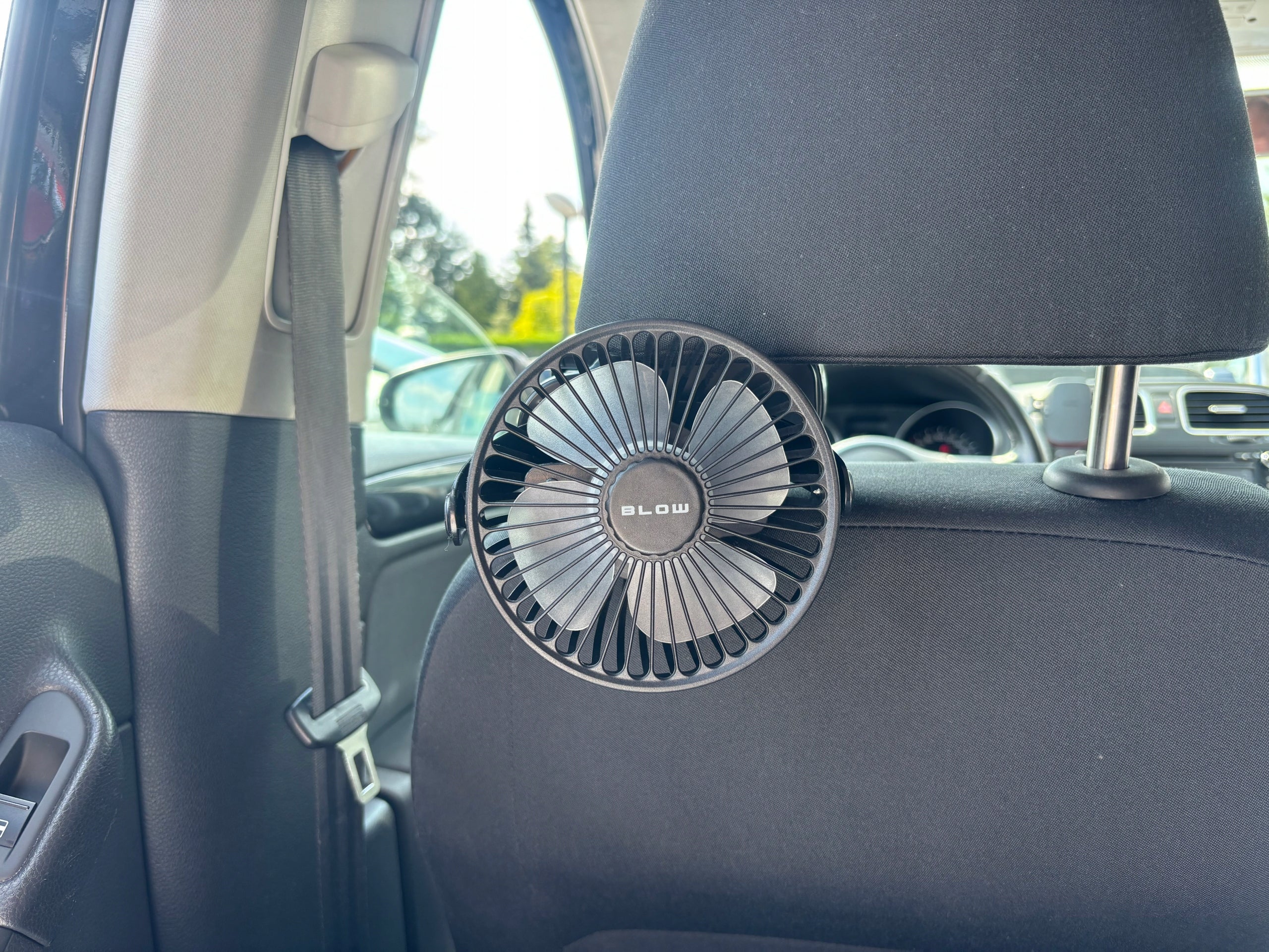 DESK FAN BLACK WITH CLIP USB QUIET PORTABLE BATTERY 3 MODES Functions tilt angle adjustment