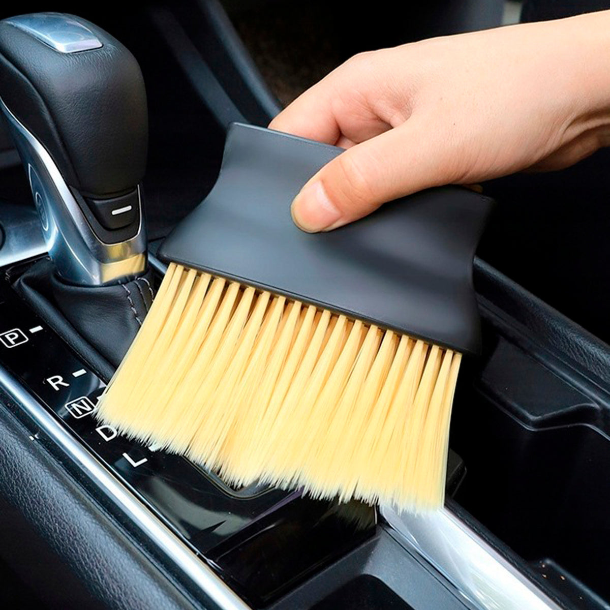 DETAILING CLEANING BRUSH FOR CREVICES IN THE VEHICLE Manufacturer's catalog number A10057