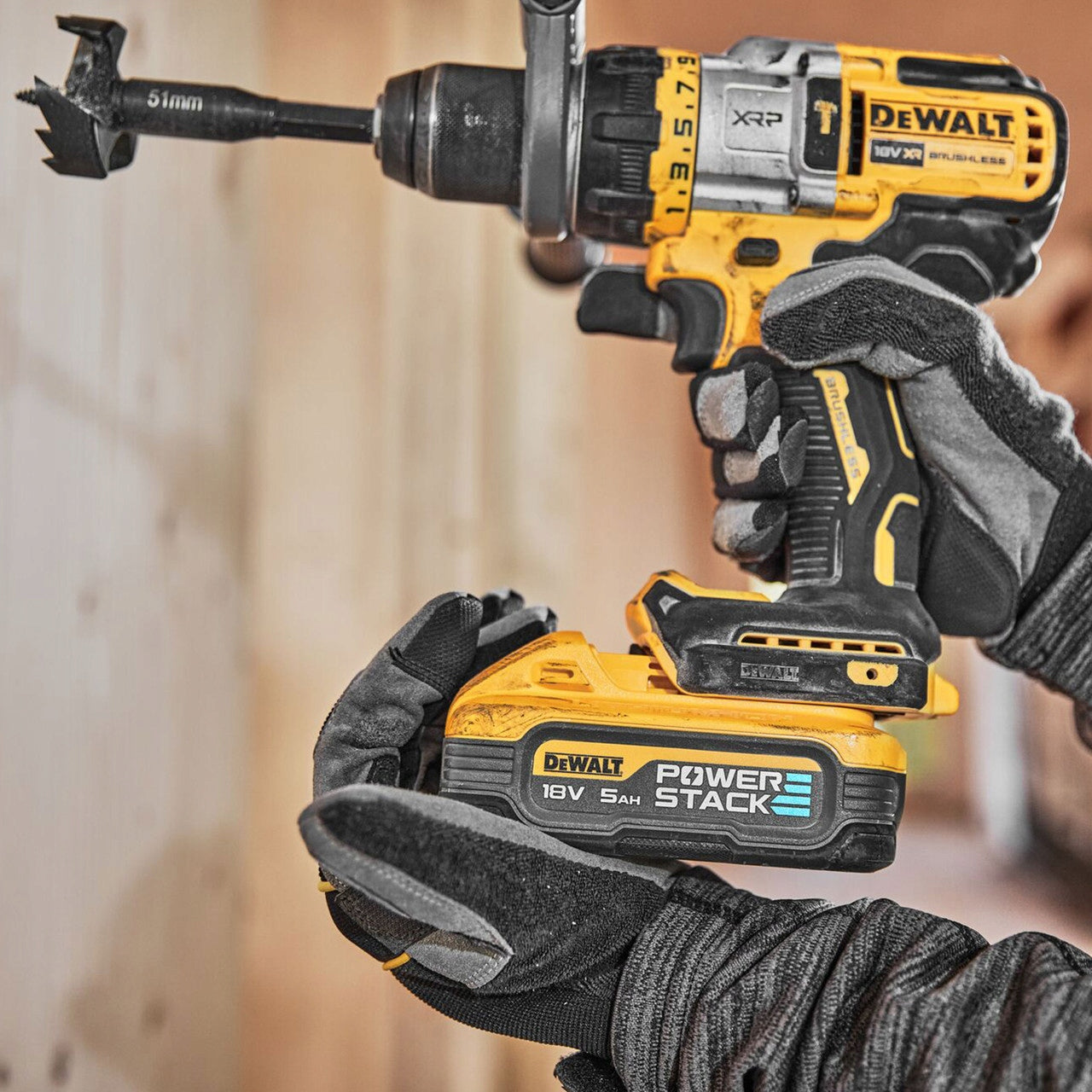 DEWALT Impact Driver Drill DCD999H2T 2x5,0Ah POWERSTACK Additional information extra battery included backlit torque adjustment impact transportation box included