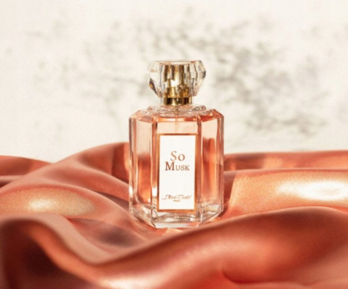 DIANE CASTEL MUSC Perfumed Water 100m+10ml fragrant body lotion 50ml Manufacturer code 3760004323907