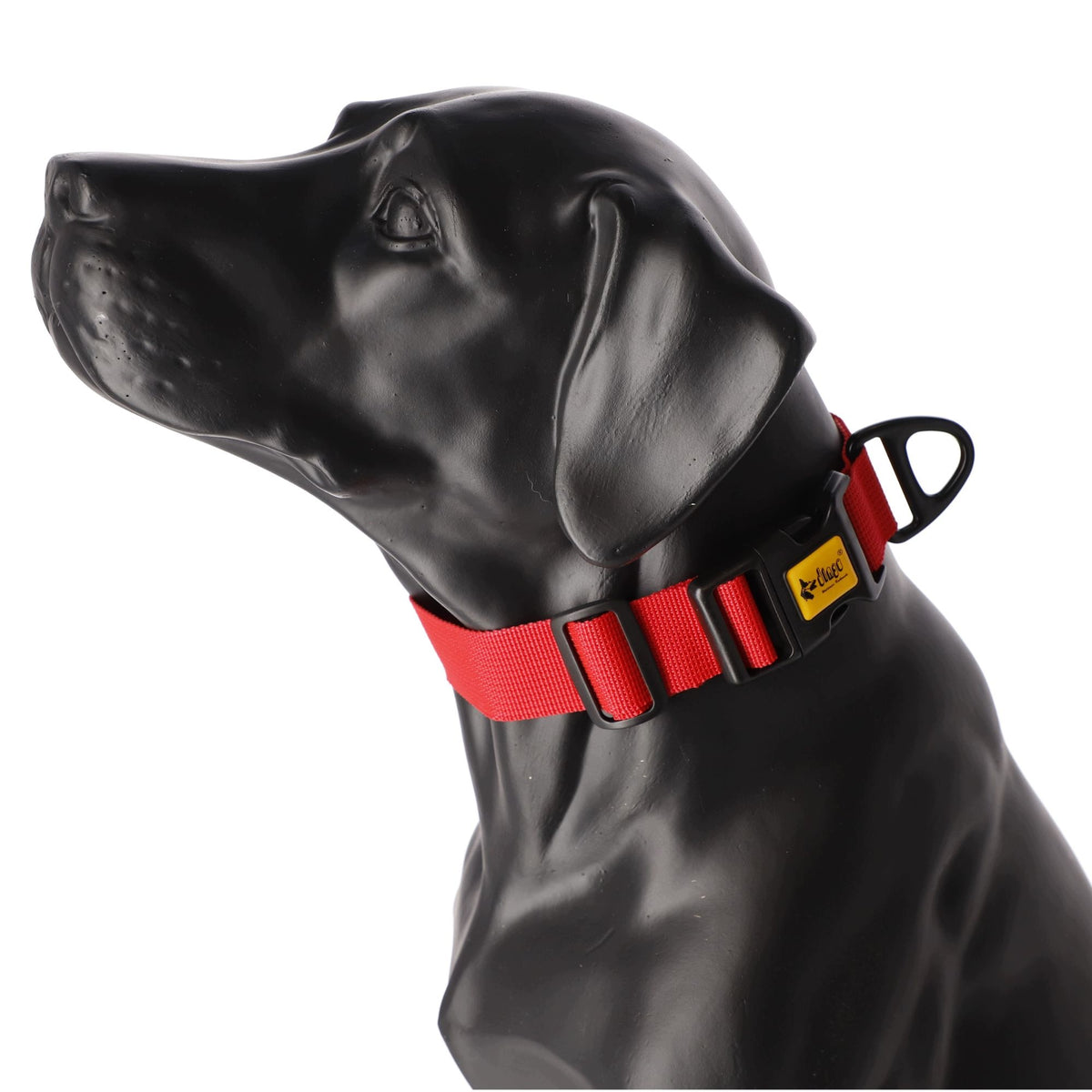 DINGO WIDE DOG COLLAR ADJUSTABLE 4 CM 37-61 CM RED Manufacturer code 16312