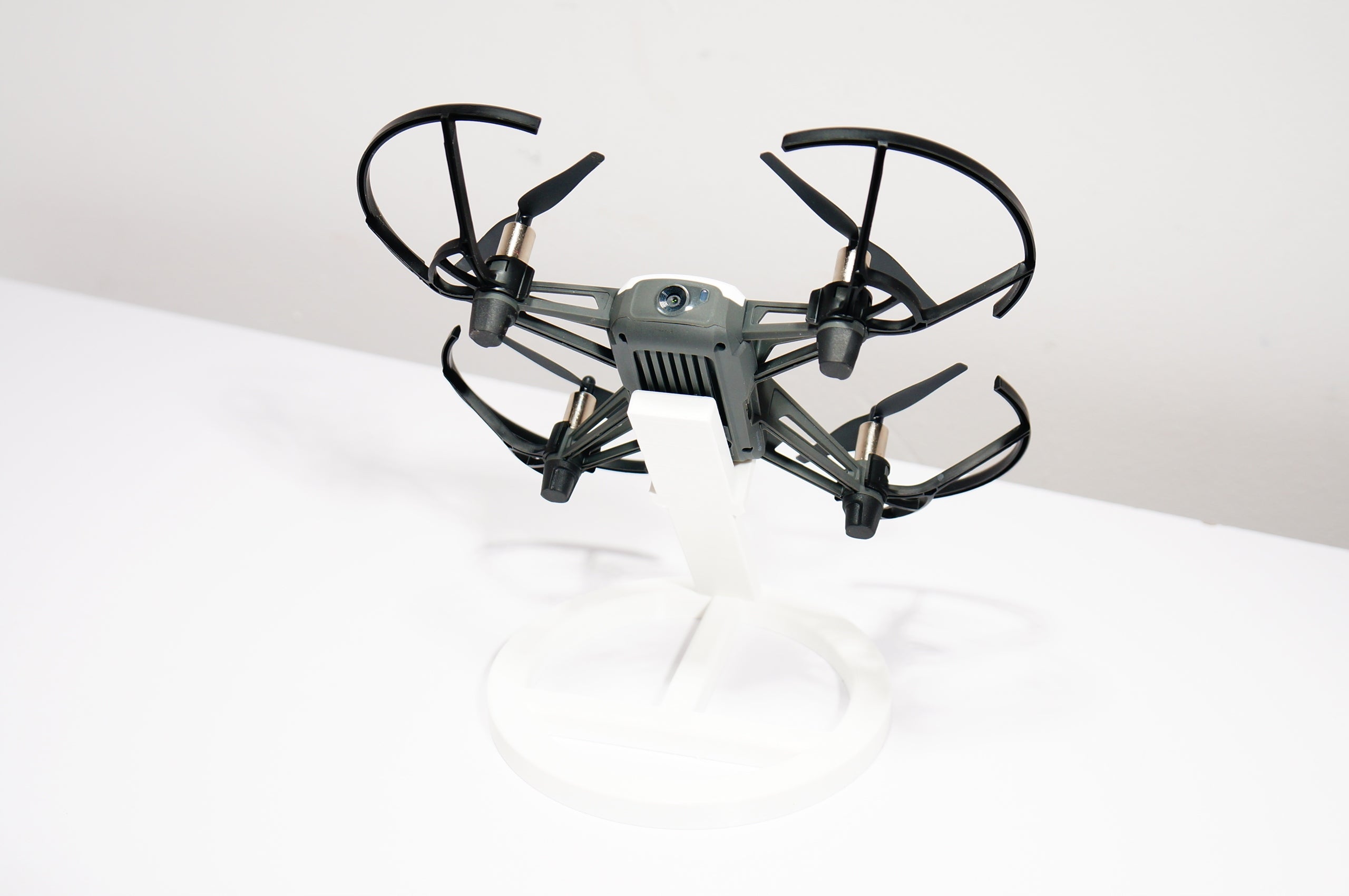 DJI TELLO - Desk Drone Stand Holder EAN (GTIN) 4894651167504