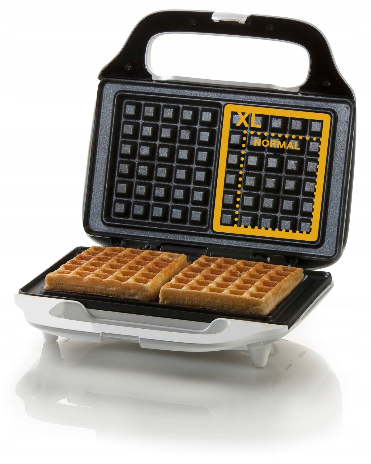 DOMO DO9133W XL waffle maker, 2 Belgian waffles, crispy large strong