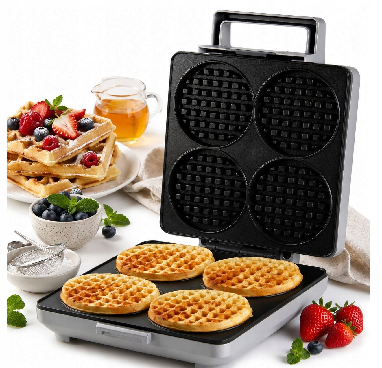 DOMO DO9251W waffle maker, 4 Belgian waffles, crispy large strong round