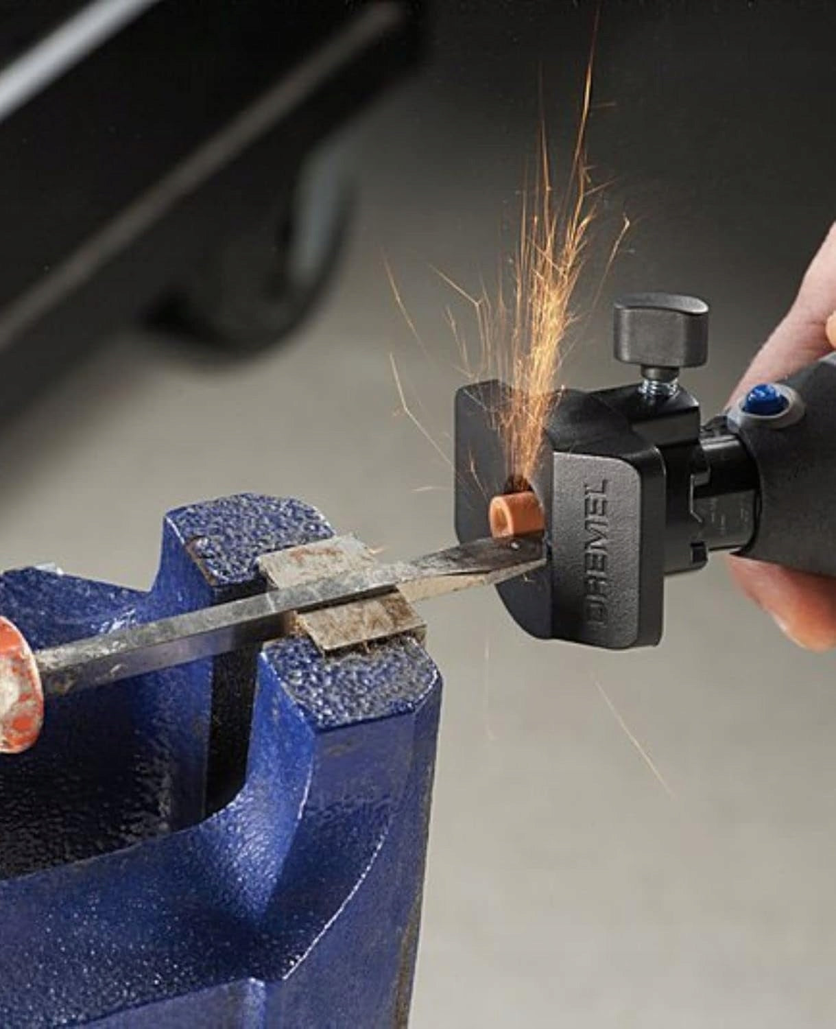 DREMEL MULTIFUNCTION GRINDER 3000 130W 25 accessories 230V Manufacturer code S7153286