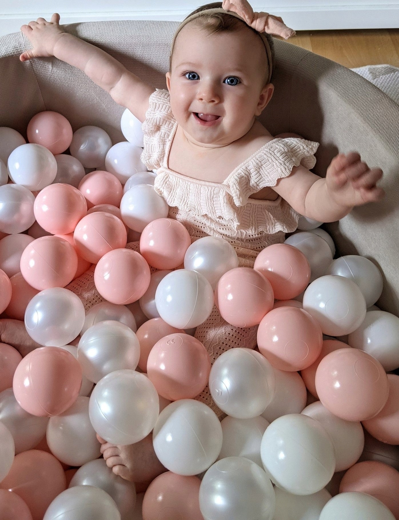 DRY POOL WITH BALLS VELVET 200pcs Manufacturer code 5902687198542