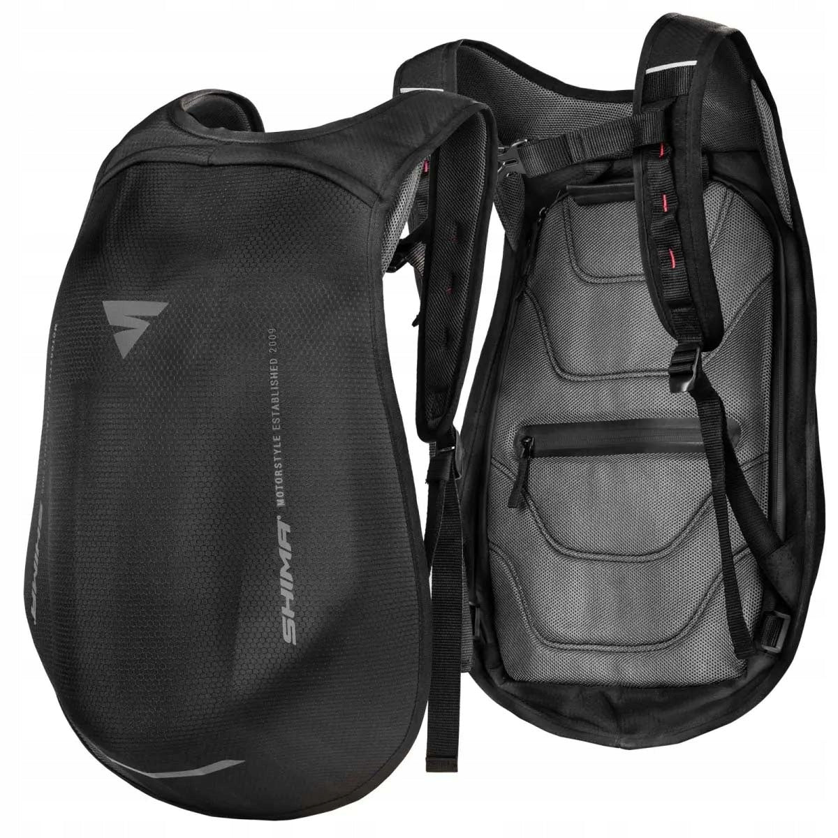 DURABLE AND ROOMY MOTORCYCLE BACKPACK SHIMA AYRO 24L BLACK Product weight with unit packaging 0.5 kg