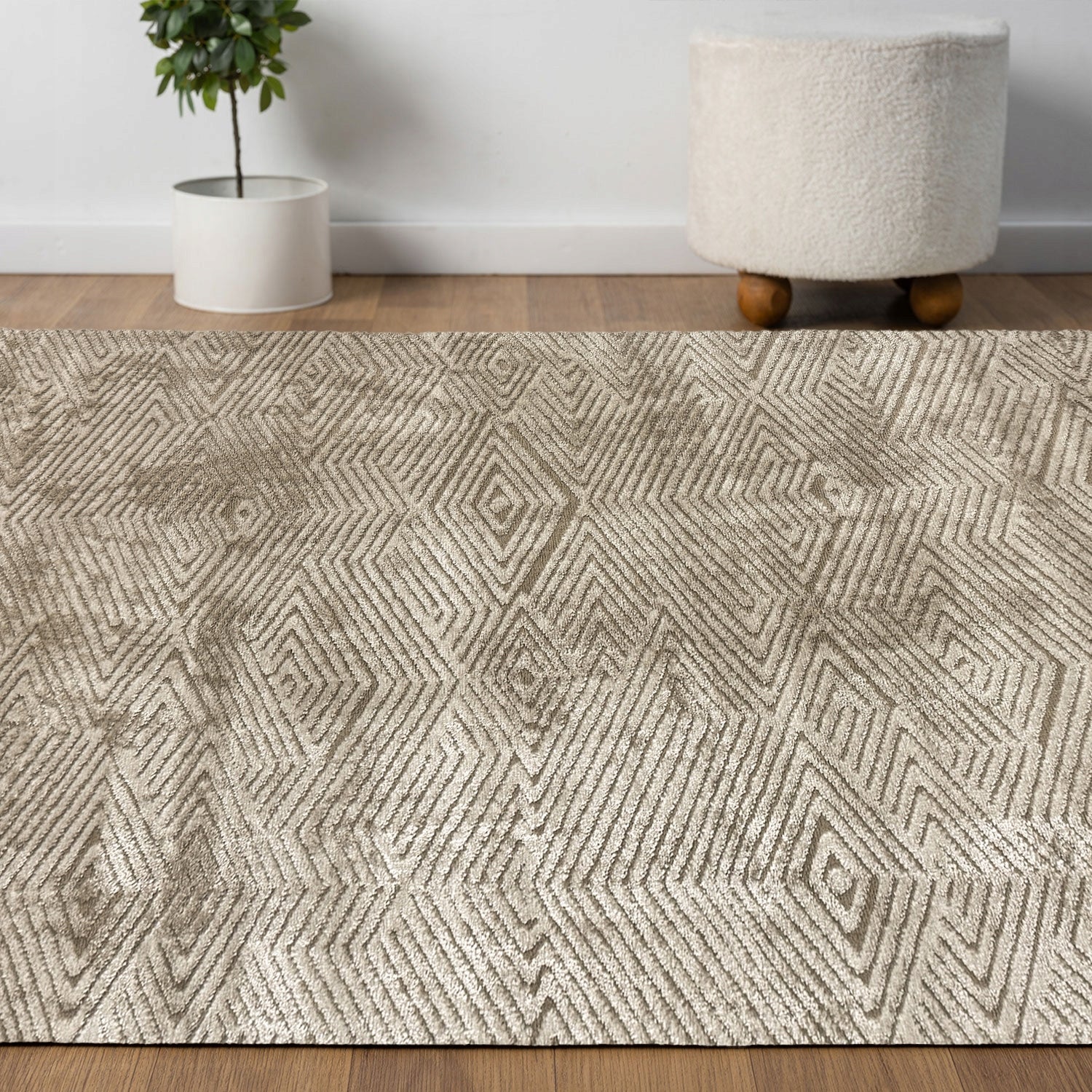 DURABLE BEIGE CARPET 120X170 CM SOFT UNDER THE TABLE MODERN ELEGANT Length 170 cm