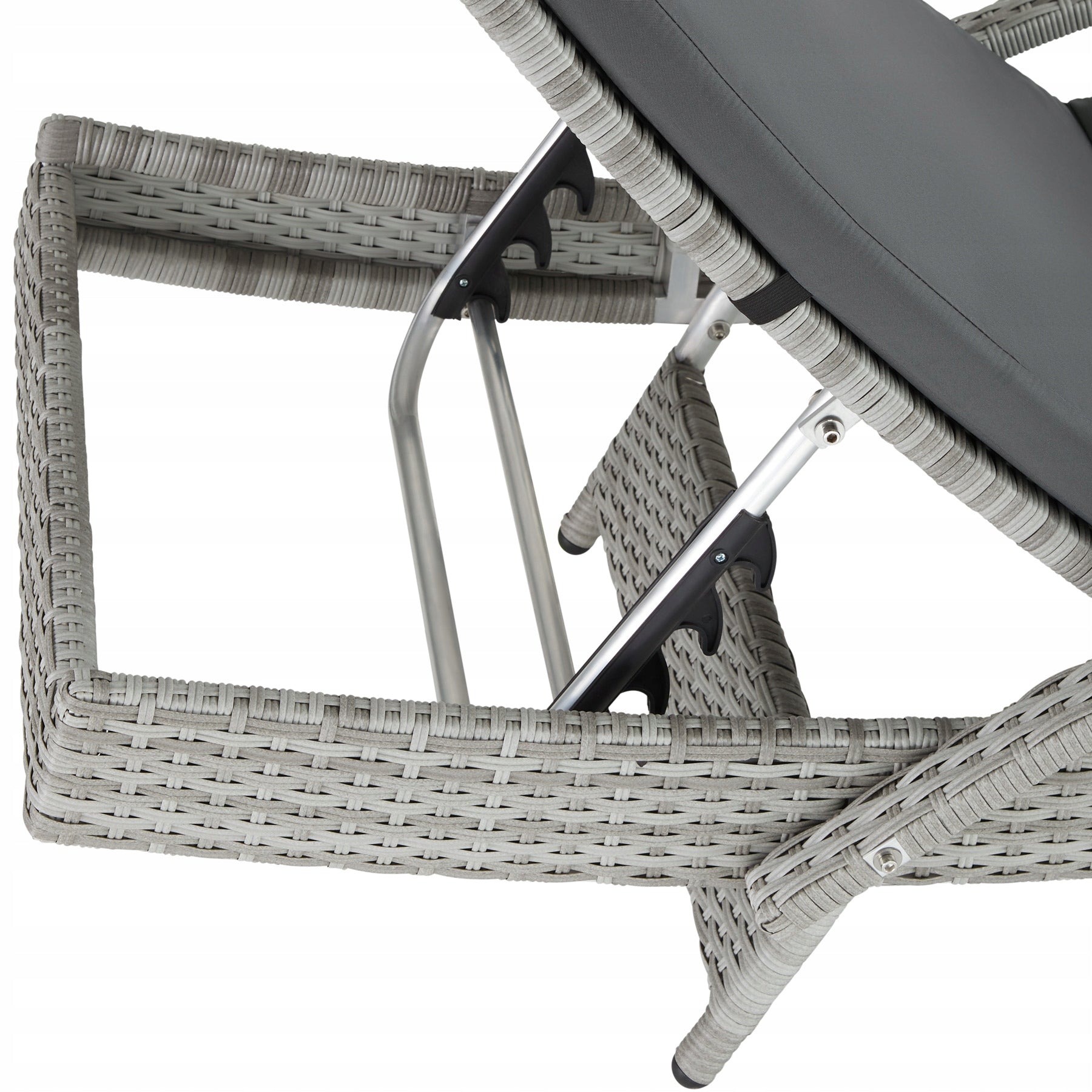 Deckchair with aluminium and rattan Océane Brand TecTake