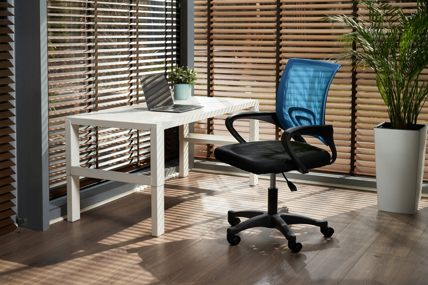 Desk chair on wheels SWIVEL for desk SMART office chair JUMI EAN (GTIN) 5900410332980