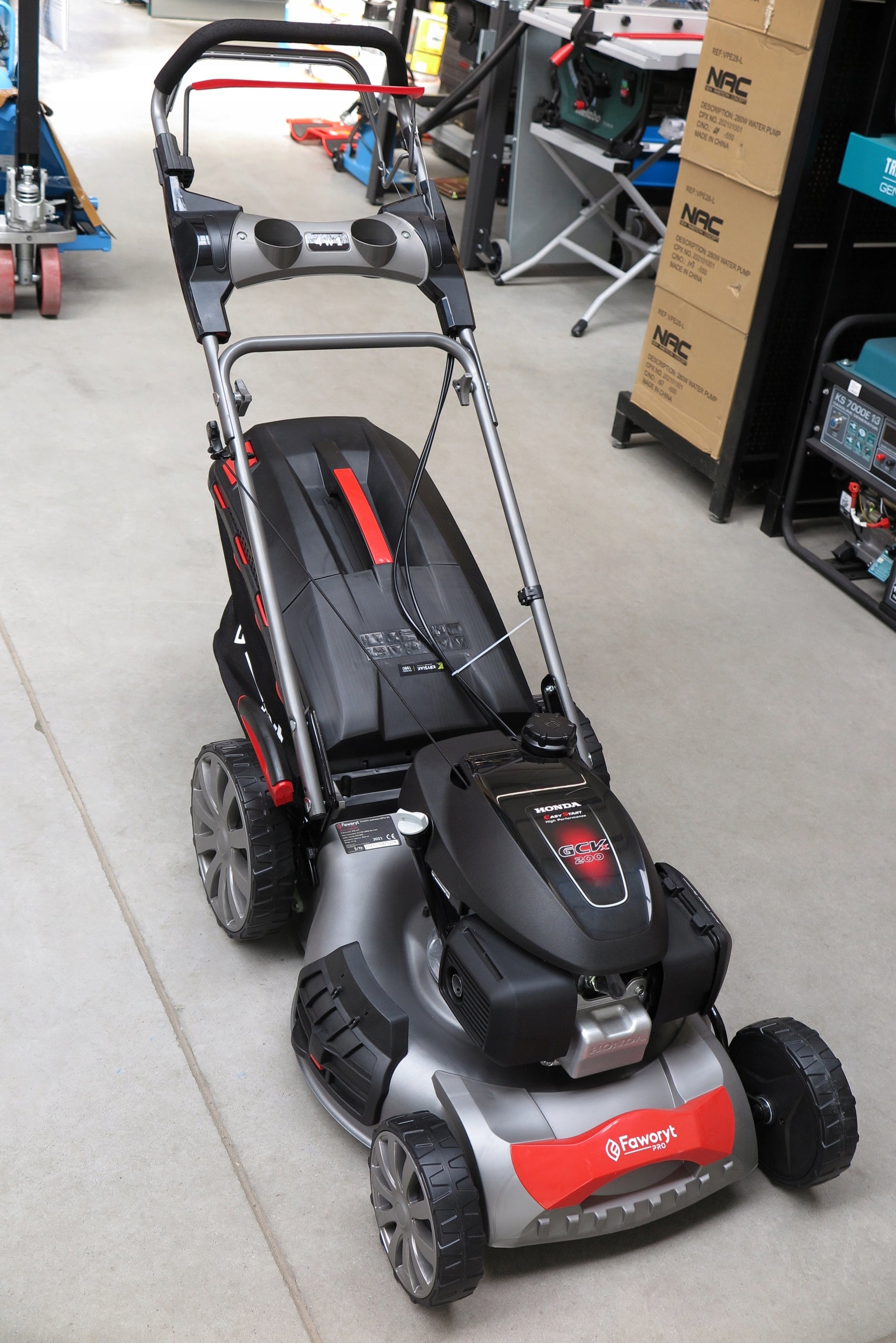 Diesel mower FAWORYT MP51SH 5,3HP HONDA 51cm Mowing width 51 cm