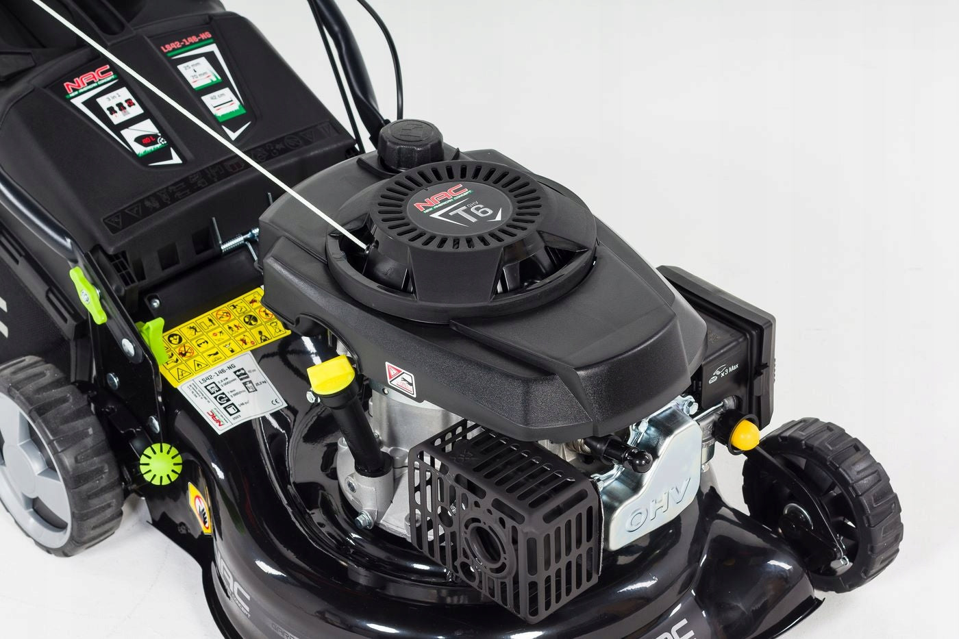 Diesel mower with NAC 146 cm3 2,6 kW 42cm 3in1 Basket 40 l GRINDING Basket capacity 40 l