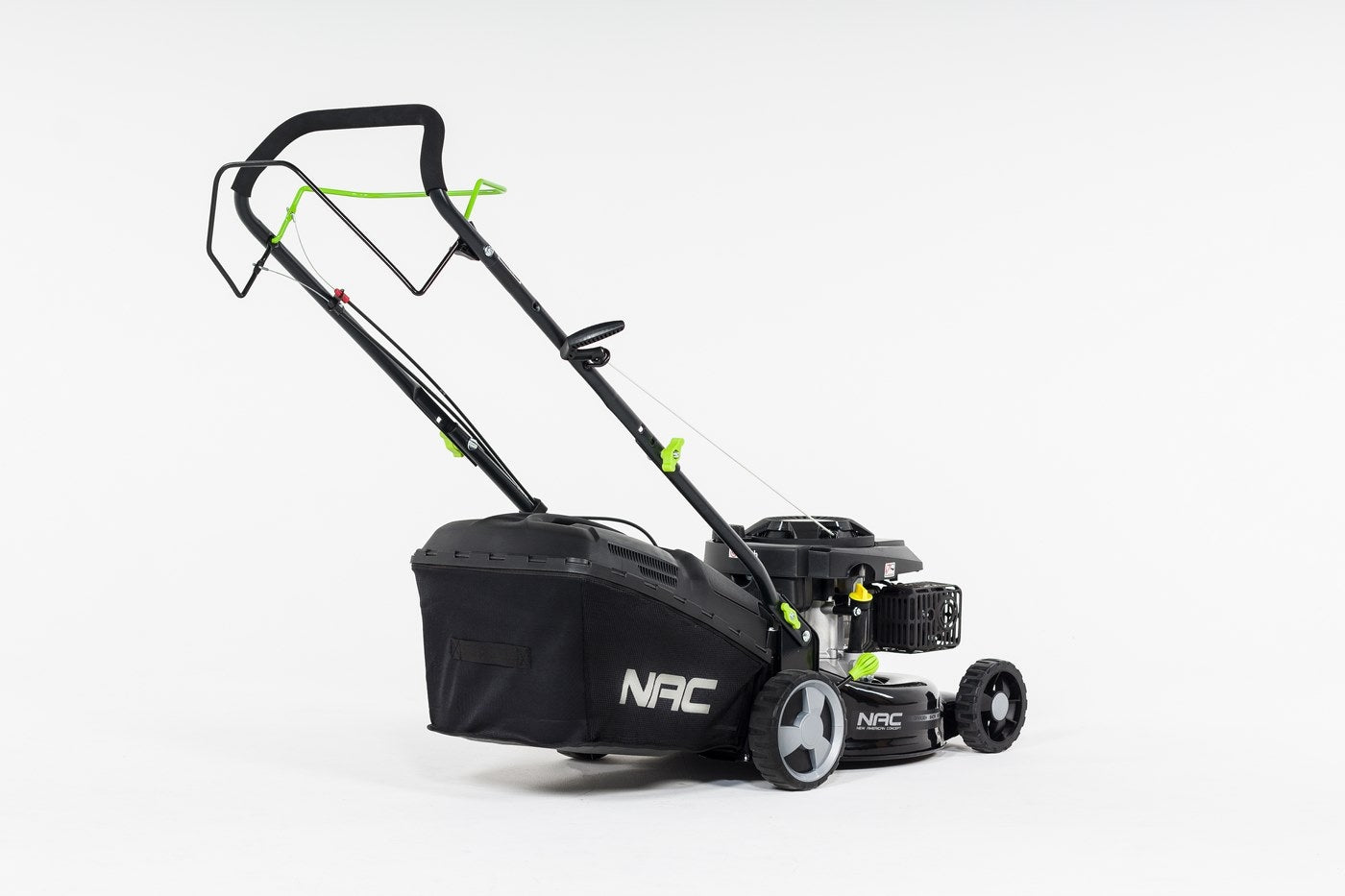 Diesel mower with NAC 146 cm3 2,6 kW 42cm 3in1 Basket 40 l GRINDING Series LS42