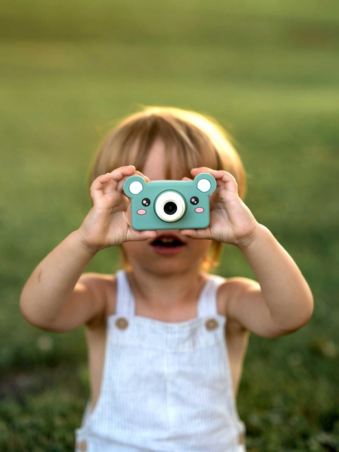 Digital Baby Camera 24MP Video 1080p LCD 2" + 32GB Card / Kiimento Packaging status original