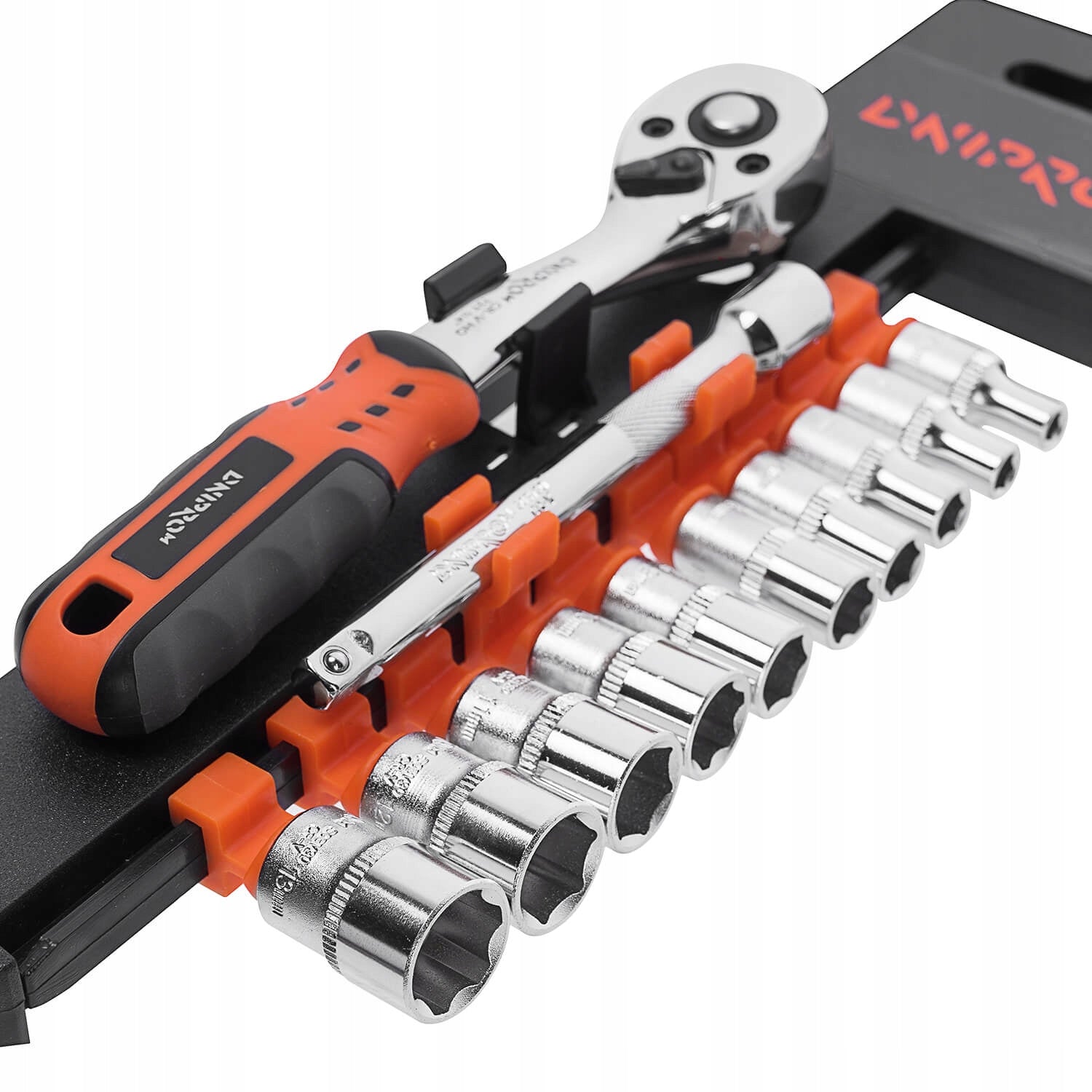 Dnipro-M Ultra ratchet socket set (12 pcs) Manufacturer code 80001000