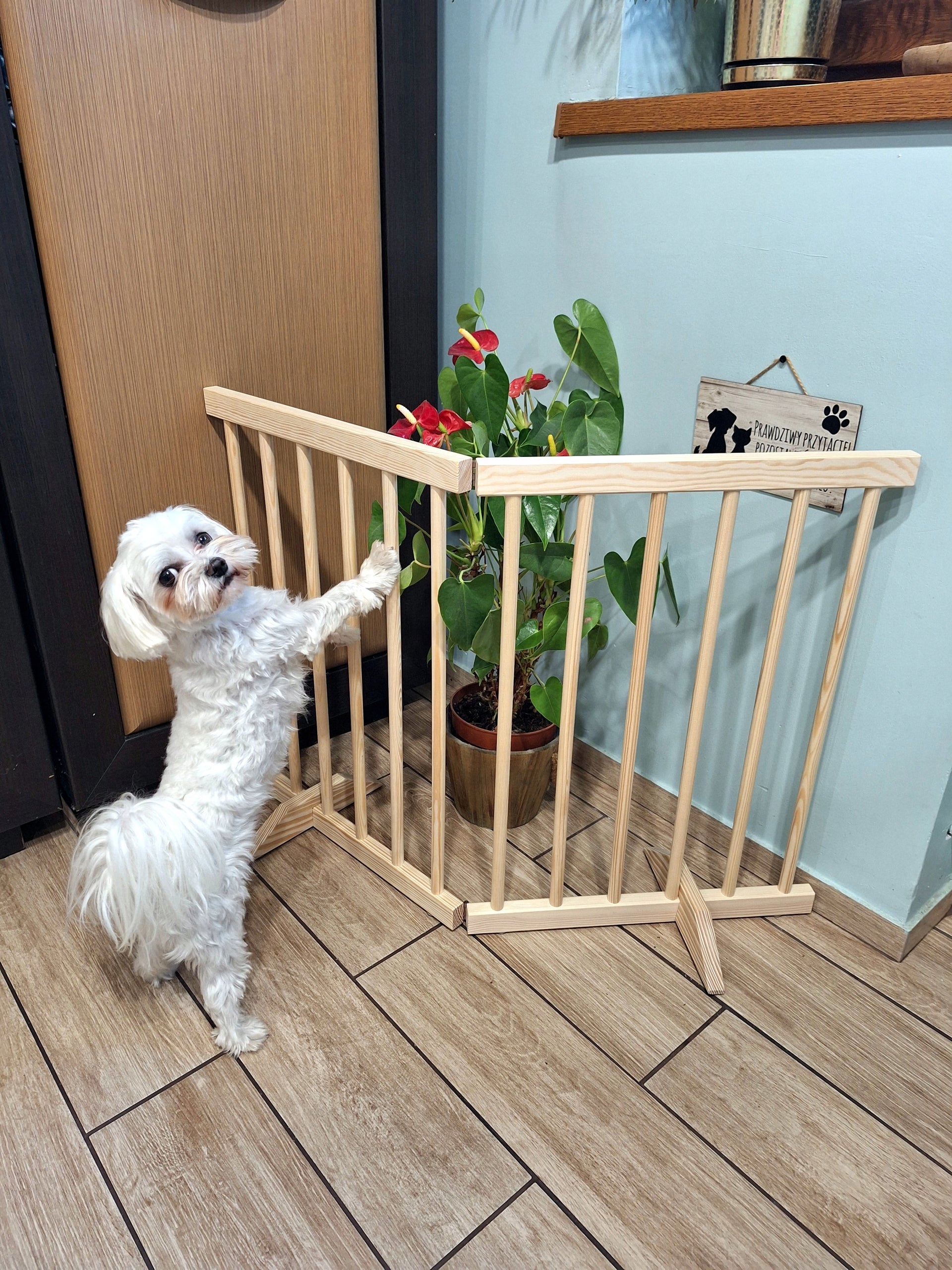 Dog Barrier Wooden Folding Protective Fence House SMALL BREEDS 90x61cm Packaging status original