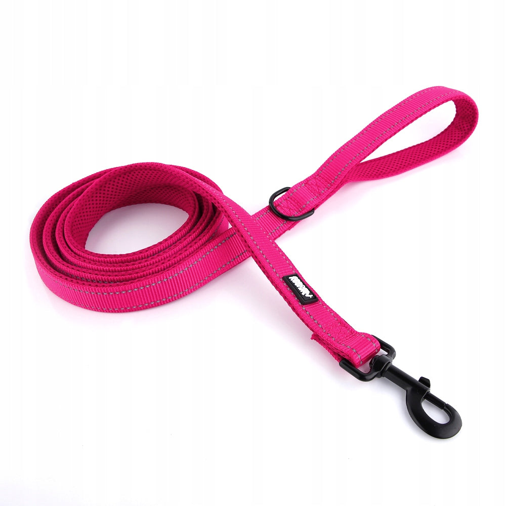 Dog leash female pink reflective 2 meter 2m walking HUGGY DOGGY M Manufacturer code Smycze dla psów HUGGY DOGGY mocna odblaskowa