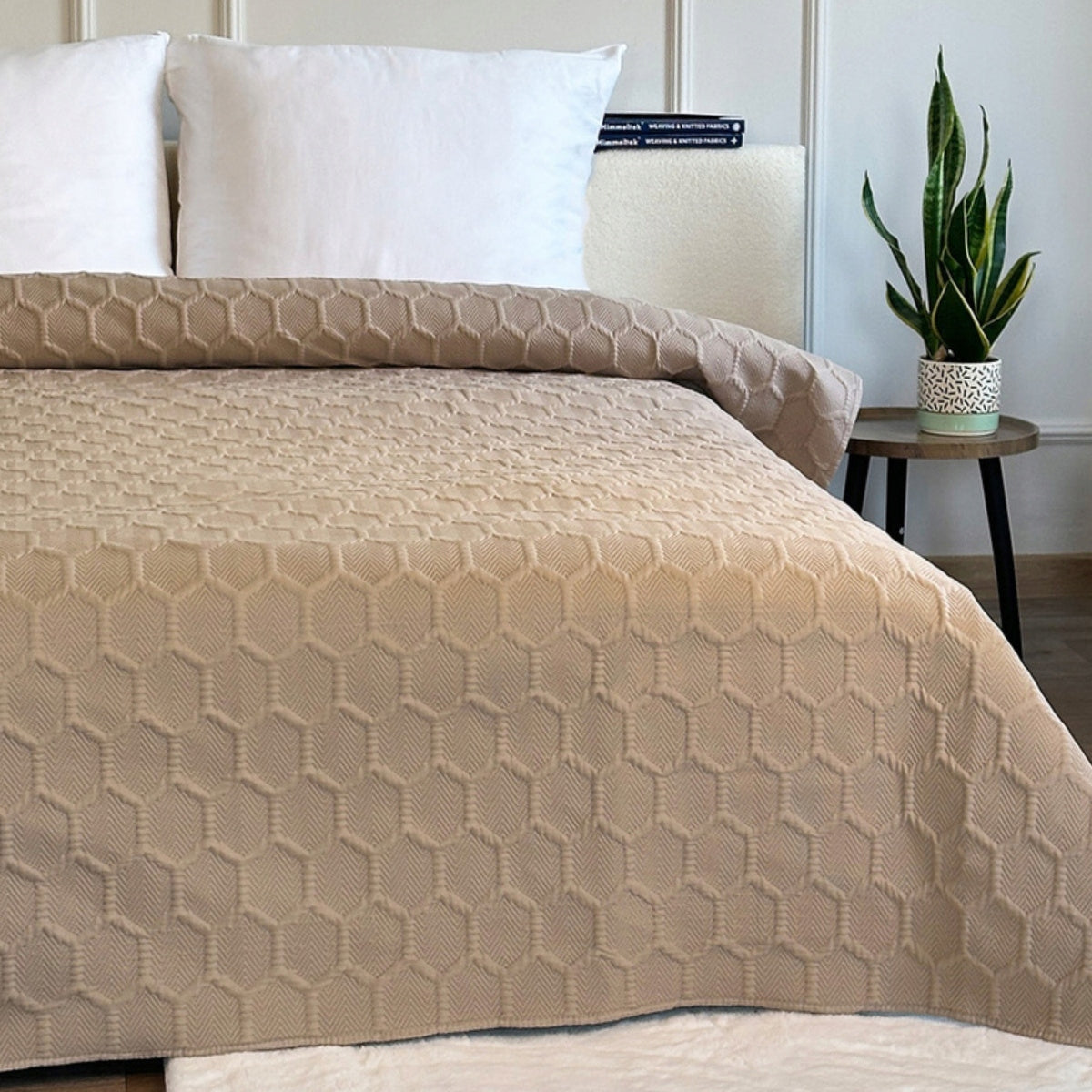 Double Sided Bedspread Parla 3D Kapa Pled Beige 180x220 cm Brand Euromat
