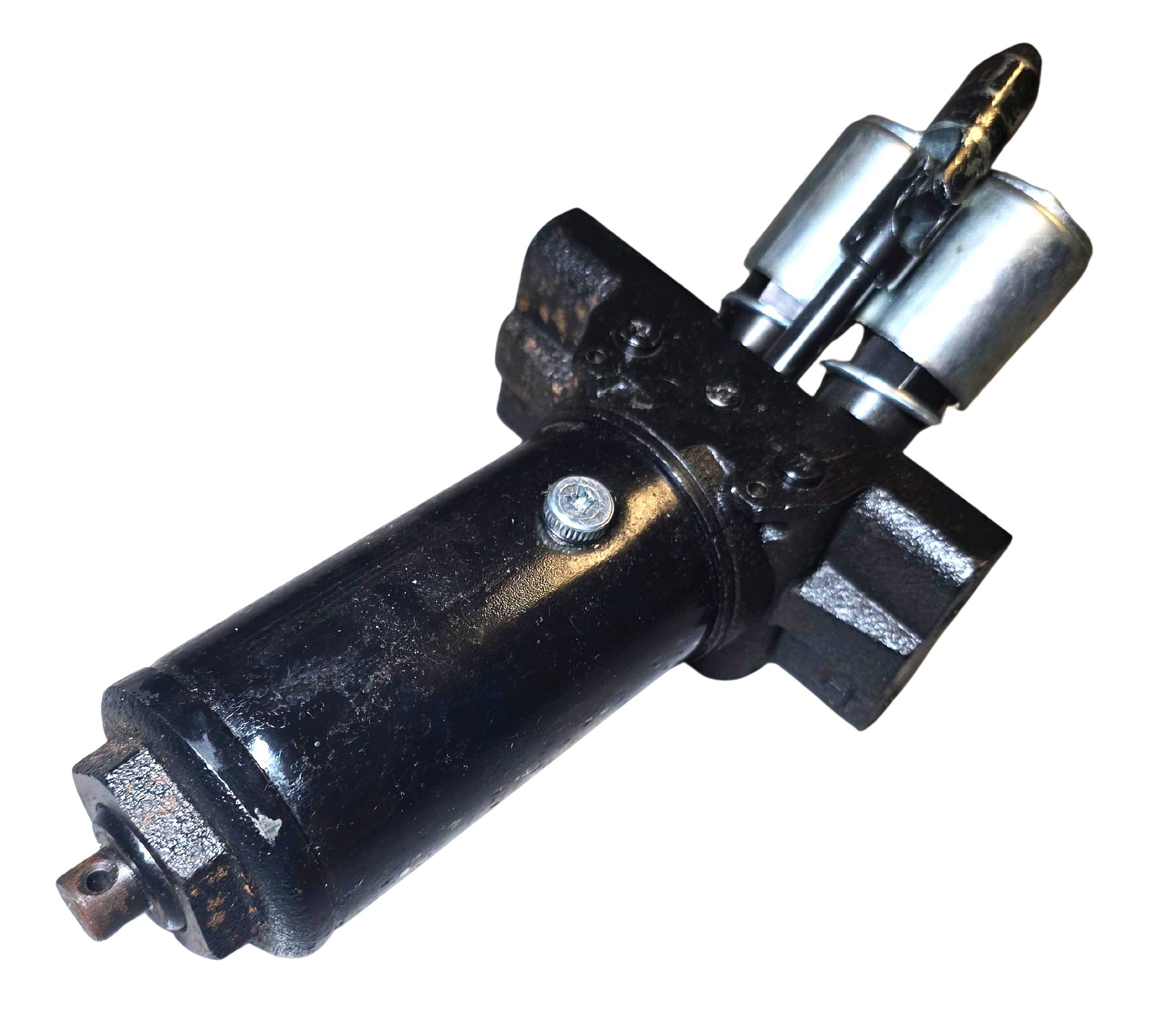 Double actuator pump for low profile frog lift 3 tons