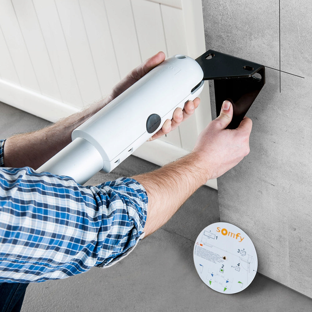 Double-leaf gate drive Somfy SGS 201 + 2 RTS remote controls 200 kg 1,8m Maximum wing weight 200 kg