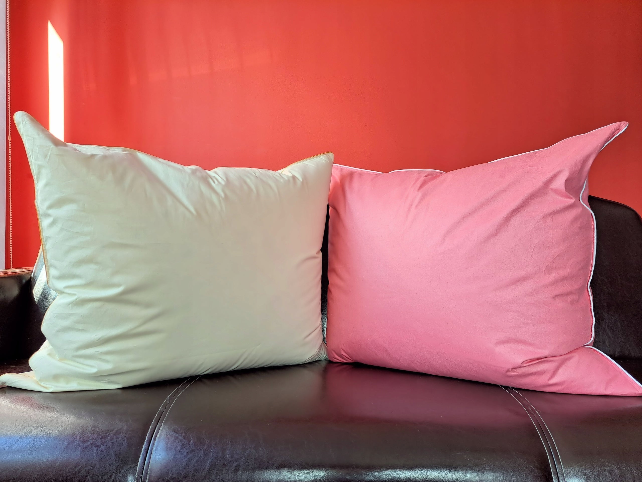 Down pillow 70x80 1,5 kg CREAM or PINK Medical device no