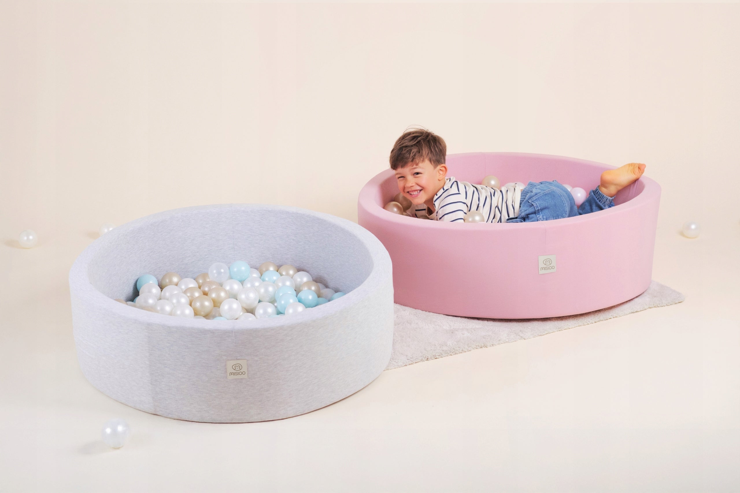 Dry Pool with Balls 90x30 Foam Pink Smart 200 balls MISIOO EAN (GTIN) 5906657561084