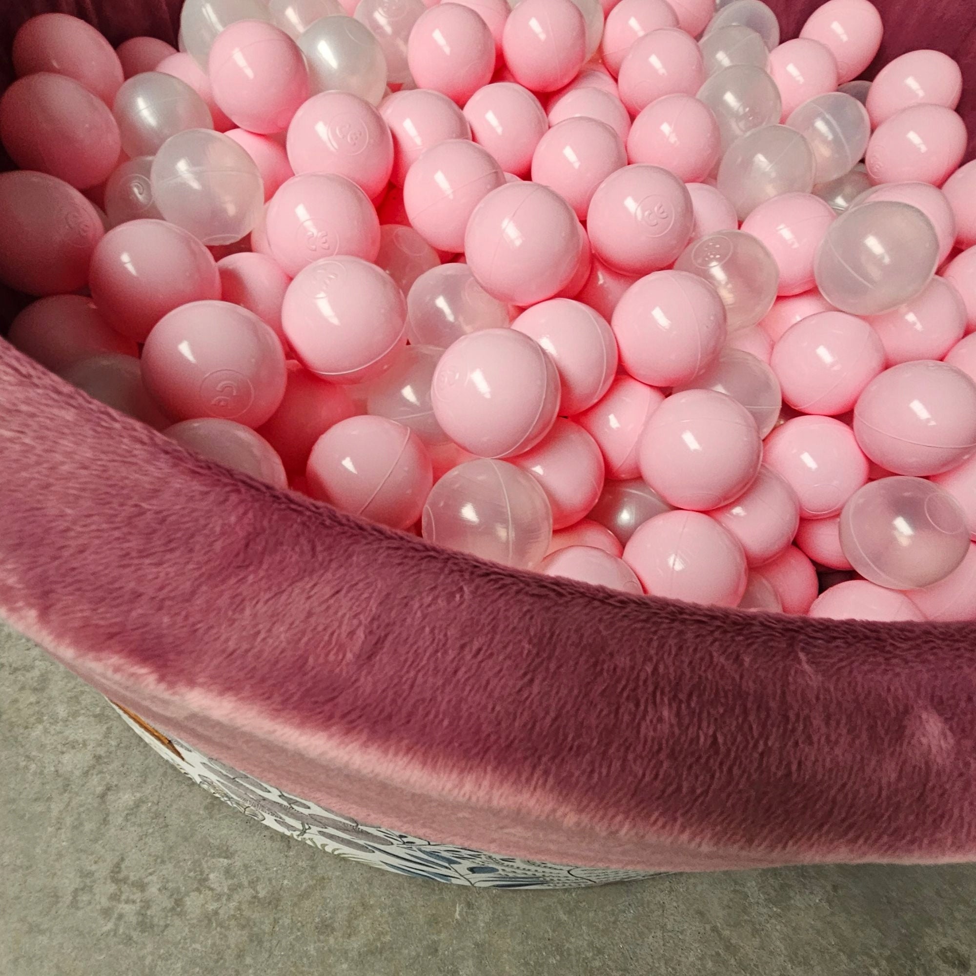 Dry pool NEW, square toys for children PASTEL LEAVES 90x40 + 300 balls Product width 90 cm