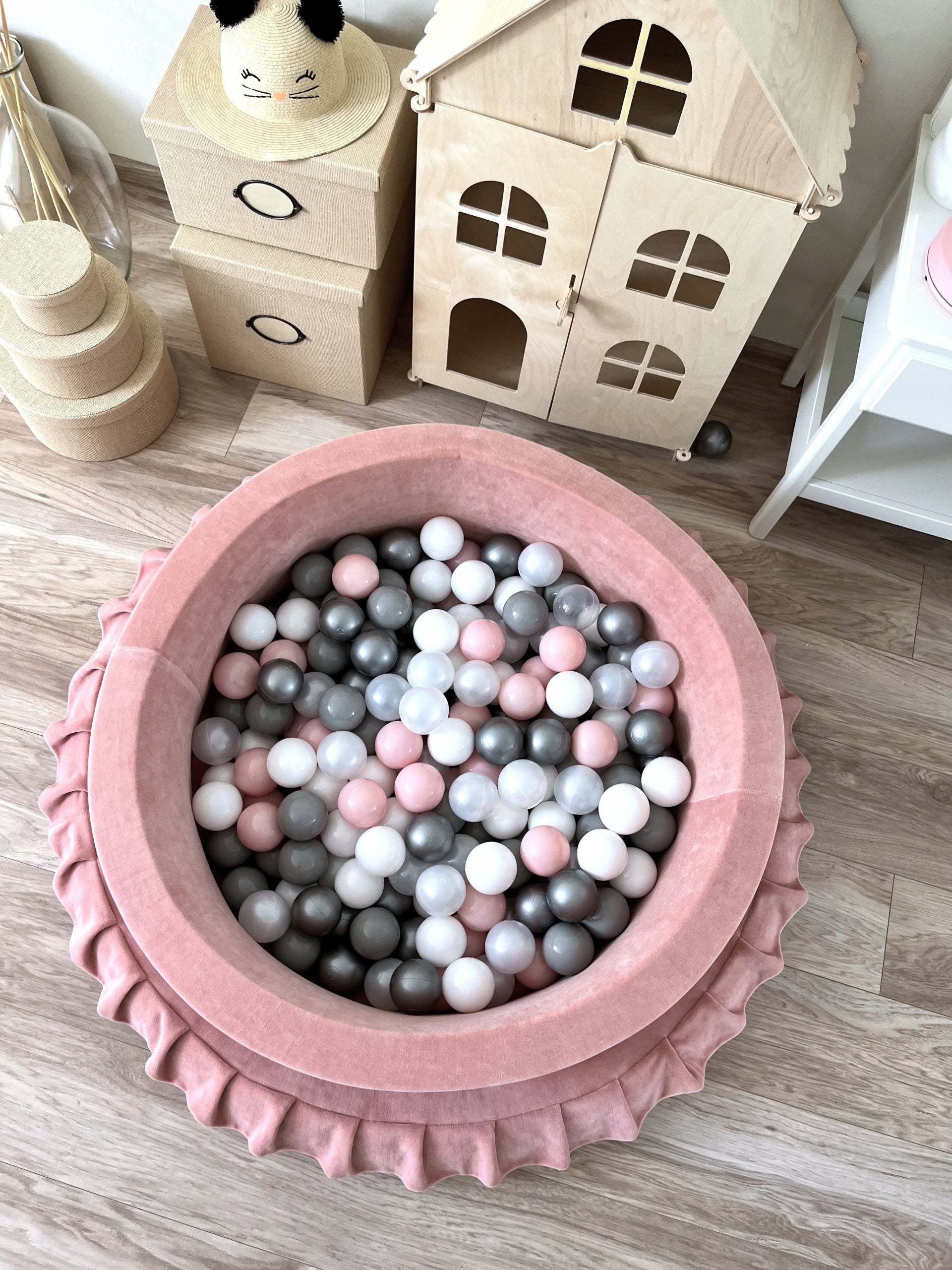 Dry pool with balls 30x90 Velvet Rose 200 balls - ANY MIX EAN (GTIN) 5906506994582