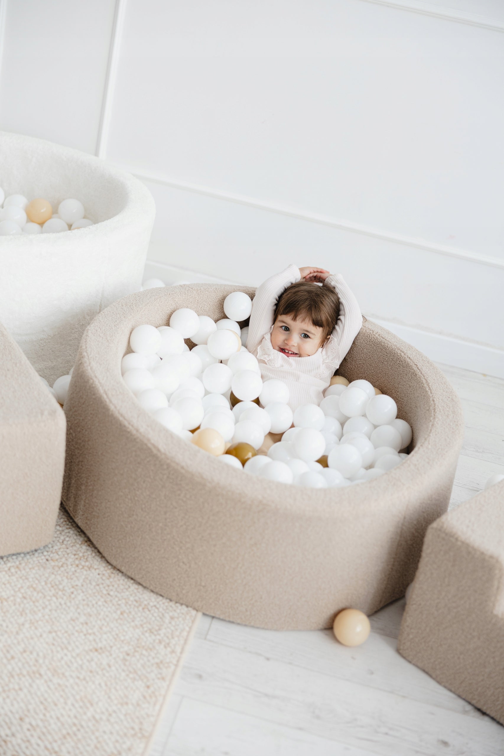 Dry pool with balls 40x90 Boucle beige + 200 balls- ANY MIX Product width 90 cm