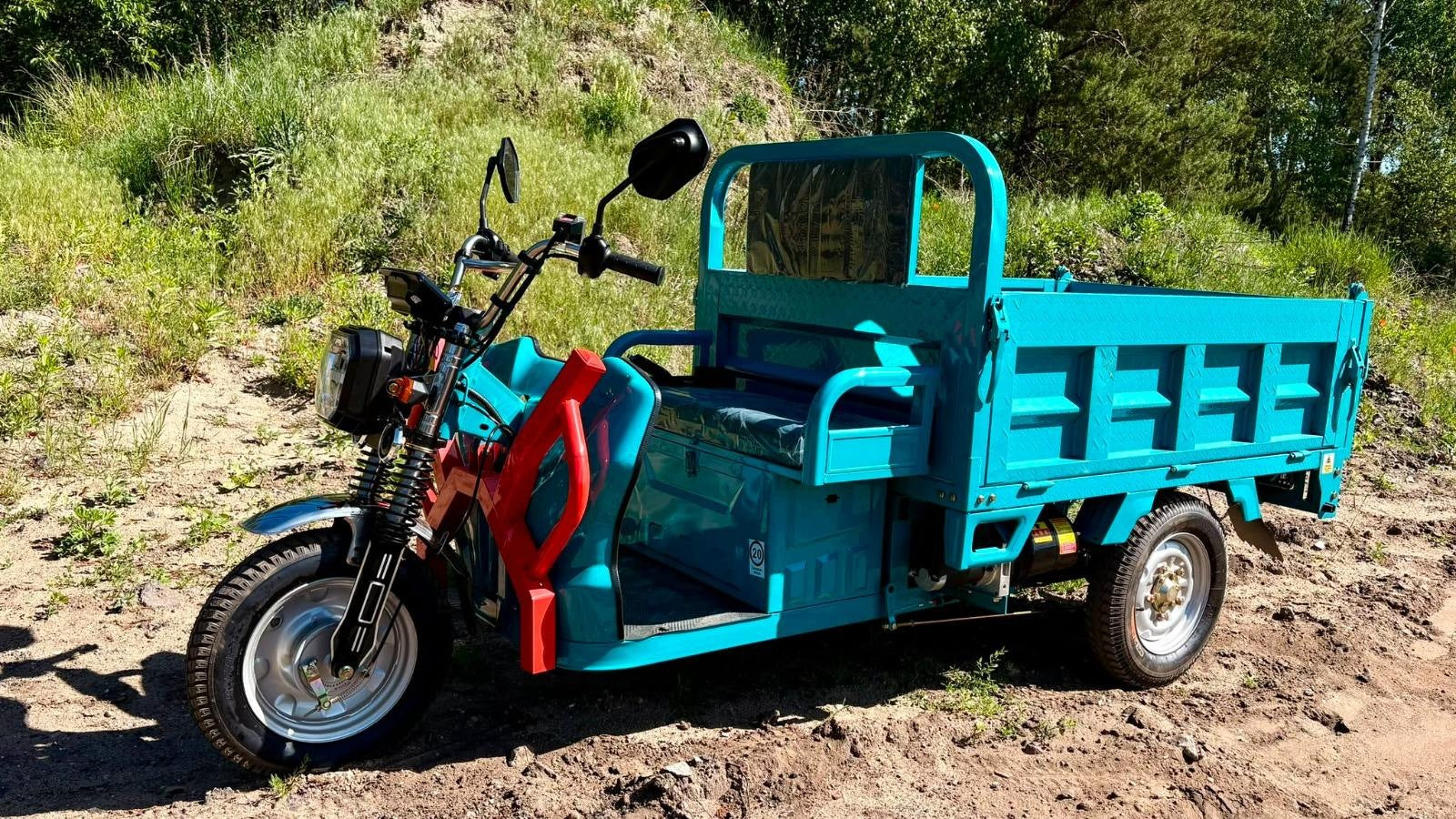 E-TUK Cargo Electric Tricycle Transport hydra-Kiper 500 kg 1500W