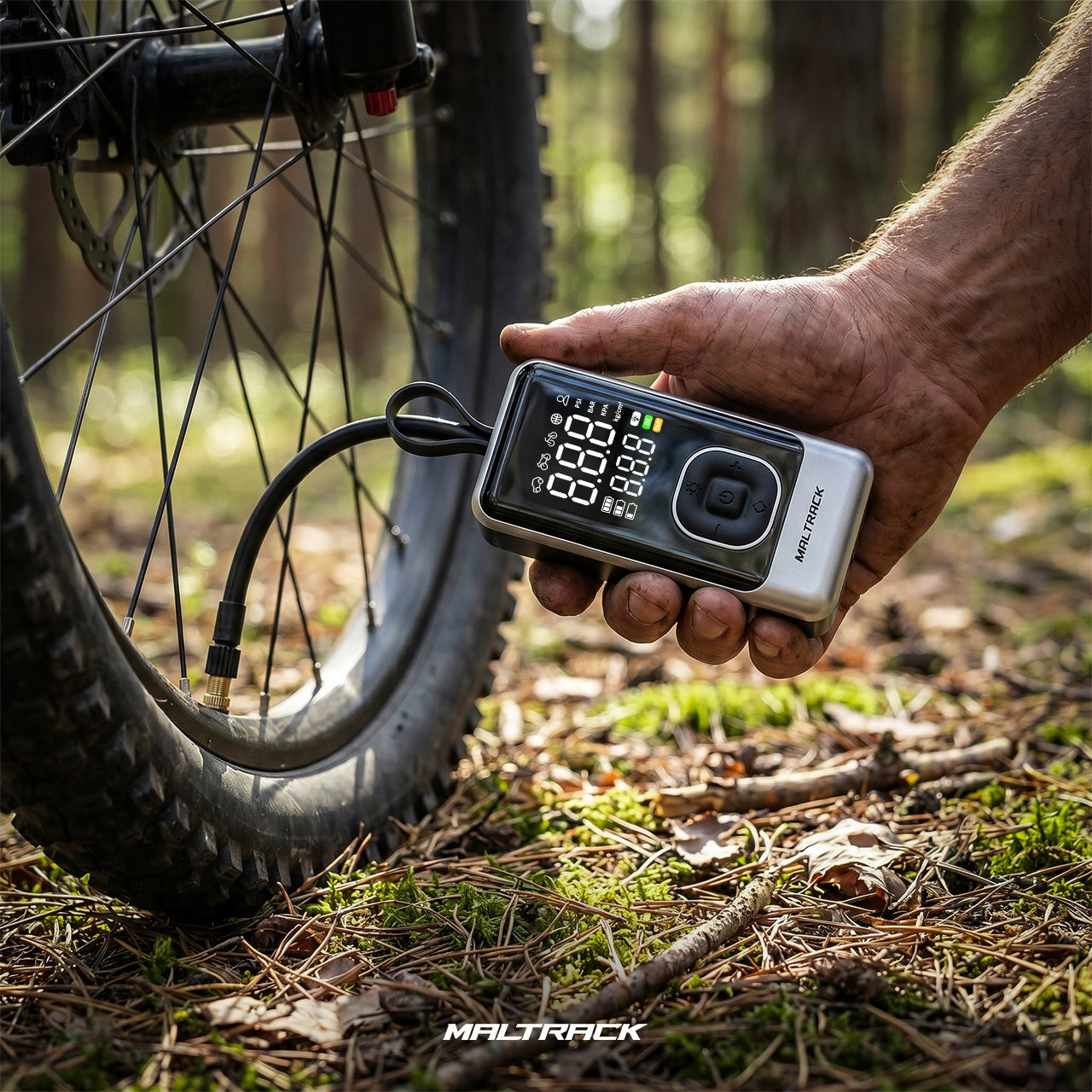 ELECTRIC BICYCLE PUMP BATTERY COMPRESSOR POWERBANK 4000 mAh Dominant material synthetic material