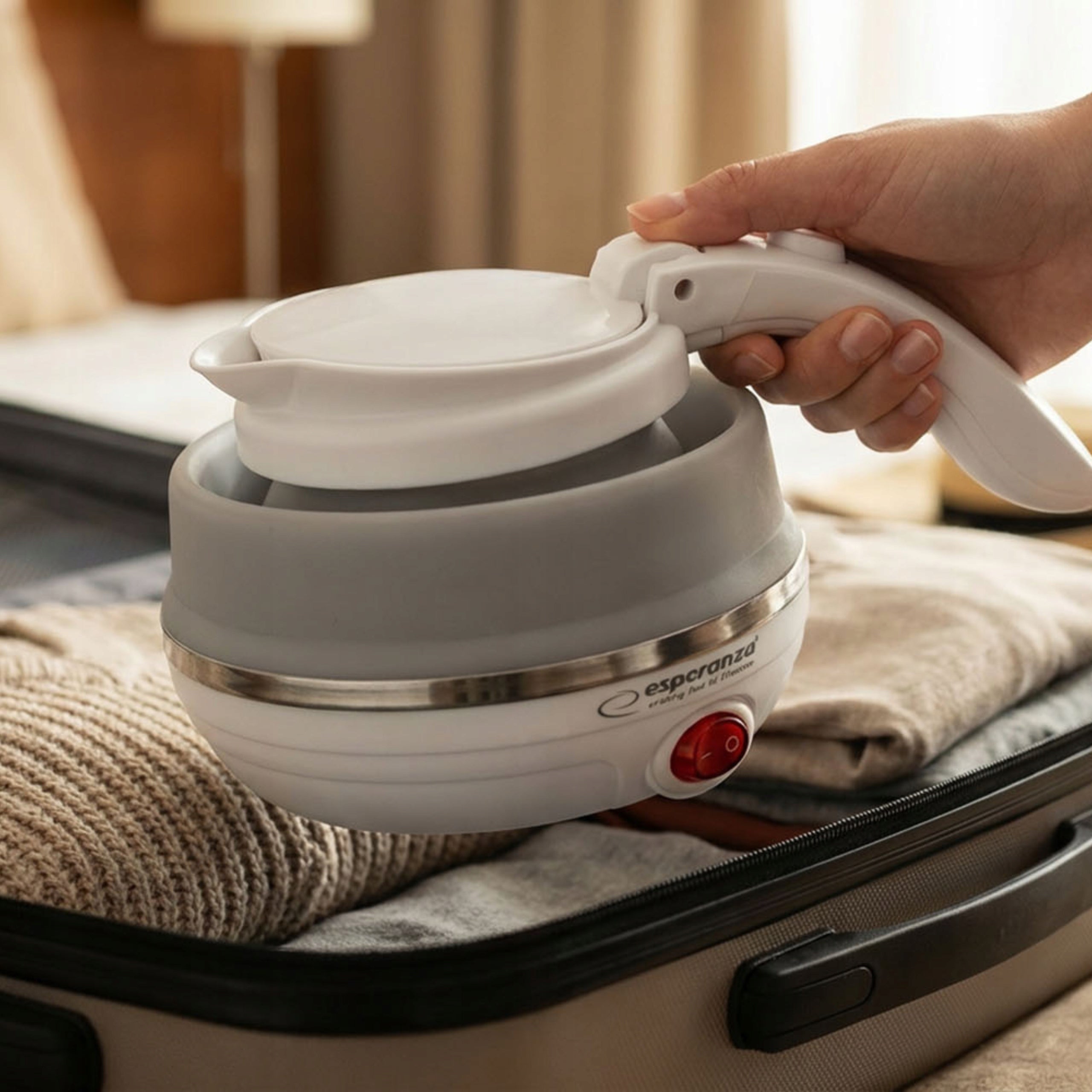 ELECTRIC FOLDING KETTLE TOURIST SILICONE 0,5L 750W FOR TRAVEL Capacity 0.5 l