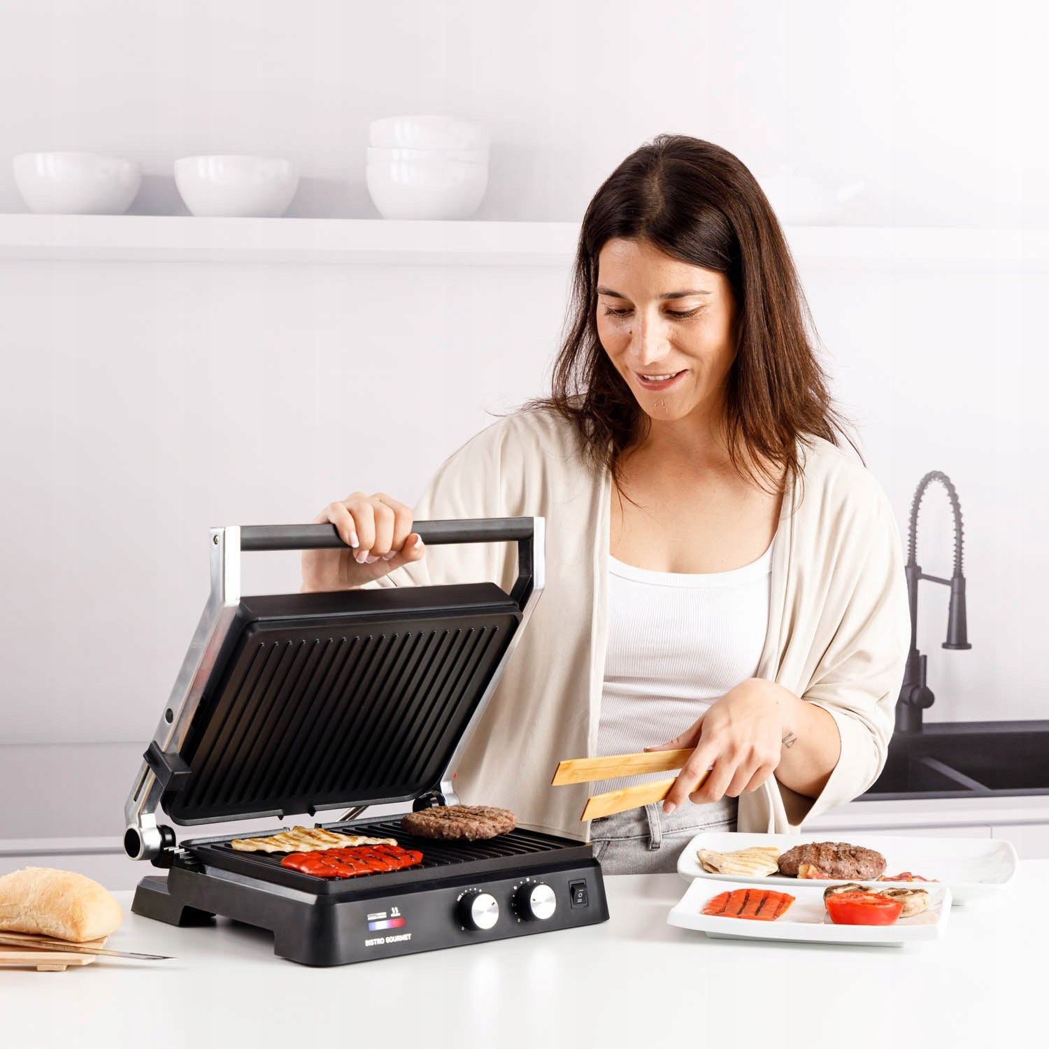 ELECTRIC GRILL TOASTER PANINI FOLDING Taurus Bistro Gourmet 2600W Brand Taurus