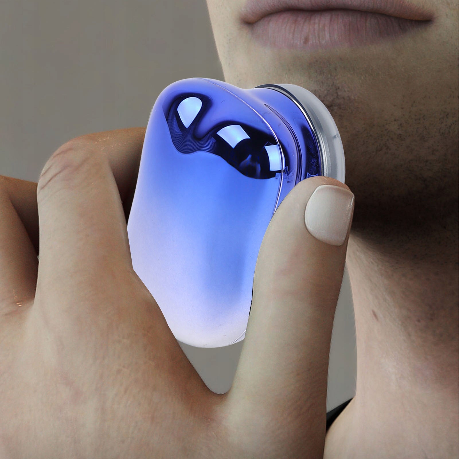 ELECTRIC MINI-SHAVE POCKET USB PORTABLE Charging time 1 min