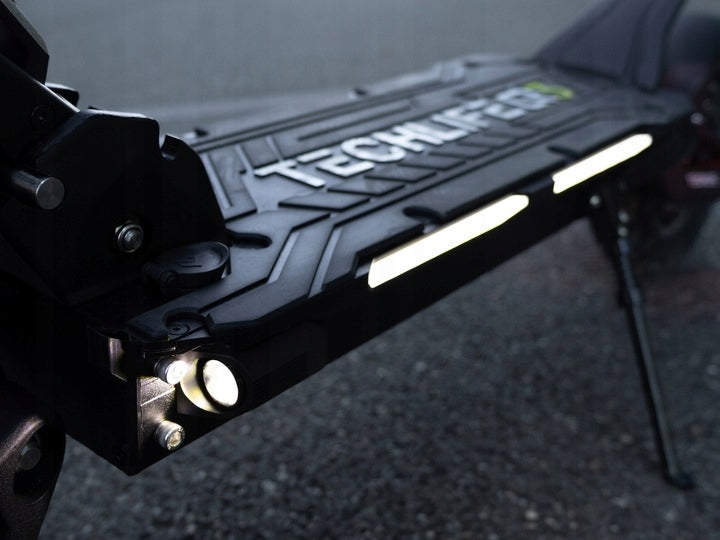 ELECTRIC SCOOTER TECHLIFE Q3 V2 2026 1365W 16,5AH +PILOT TO VMAX Engine power 1365 W