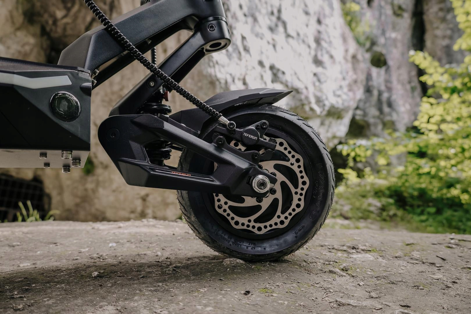 ELECTRIC SCOOTER TECHLIFE Q7 RSX V2 POWER 3000W RANGE 100KM 30AH 52V Model Q7 RSX