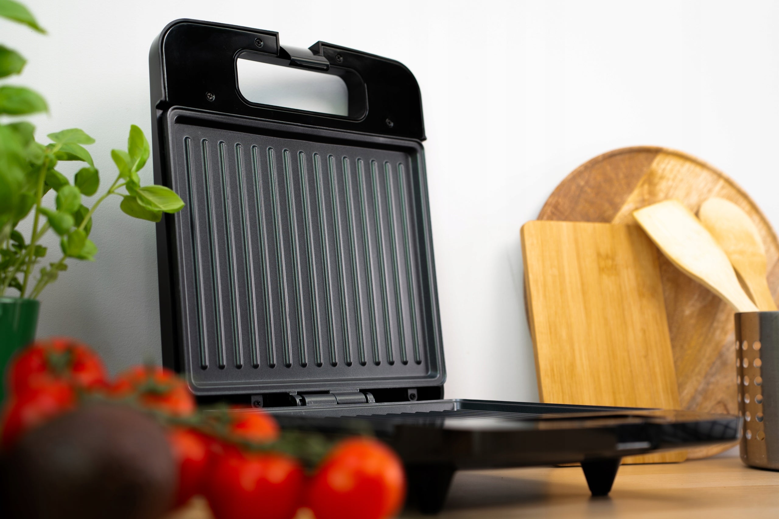 ELECTRIC TOASTER GRILL PANINI TOASTER HUSLOG FOR 4 SANDWICHES 1400 IN Manufacturer code HUS1030