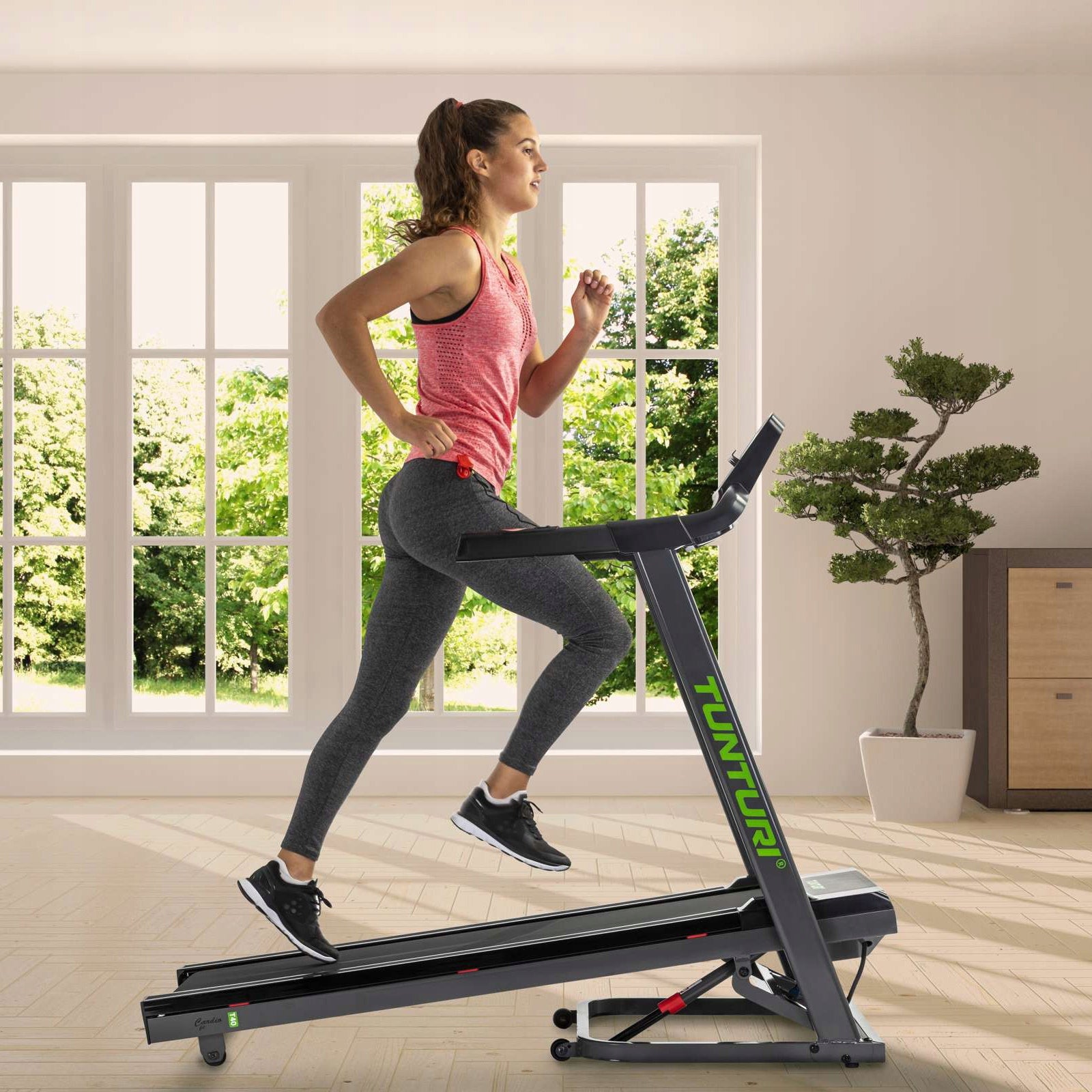 ELECTRIC TREADMILL TUNTURI CARDIO FIT T40 Brand Tunturi