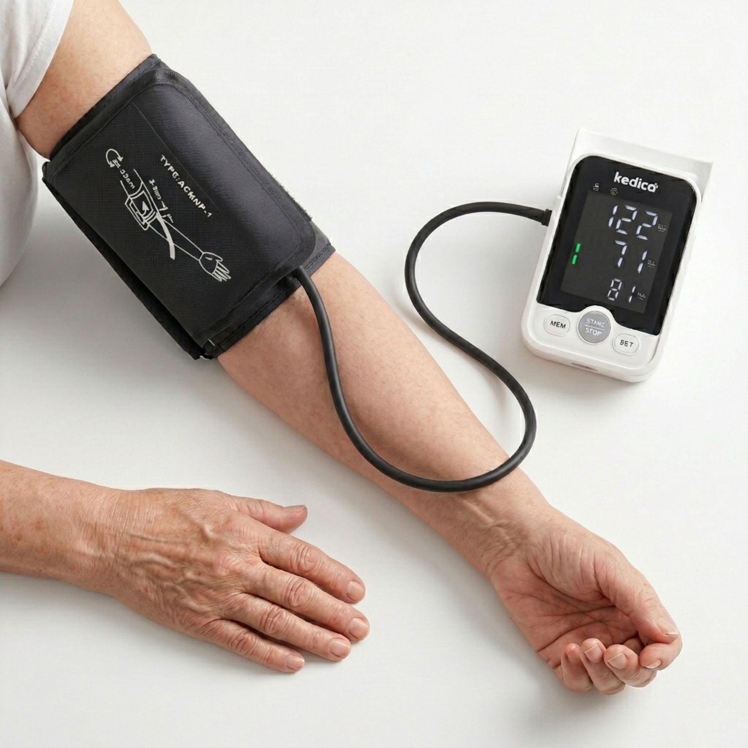 ELECTRONIC SHOULDER BLOOD PRESSURE MONITOR SPEAKS in Polish LED SCREEN KEDICA Medical device yes