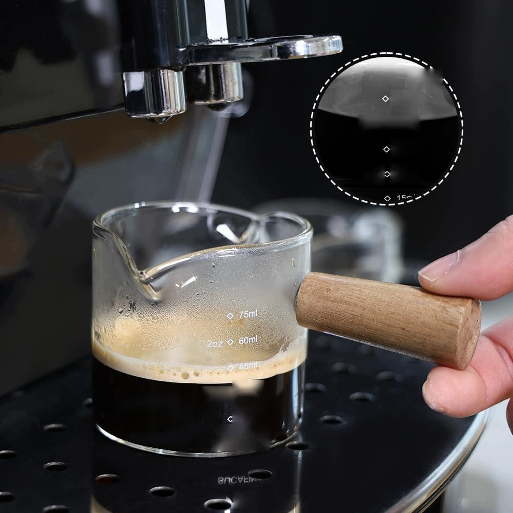 ESPRESSO JUG GLASS SCOOP DOUBLE SPOUT WOODEN HANDLE 75ml Manufacturer code DZBANEK DO ESPRESSO SZKLANY MIA STREFAZAKUPÓW