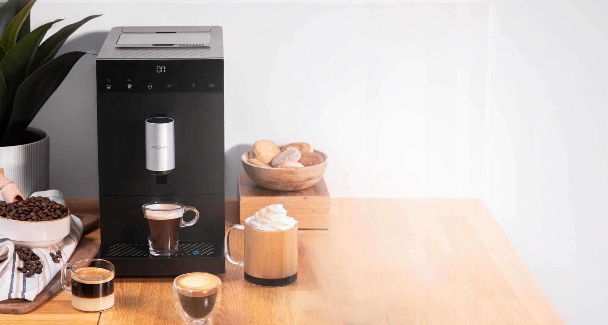 ESPRESSO MACHINE WITH COFFEE GRINDER Cecotec Cremmaet Brand Cecotec