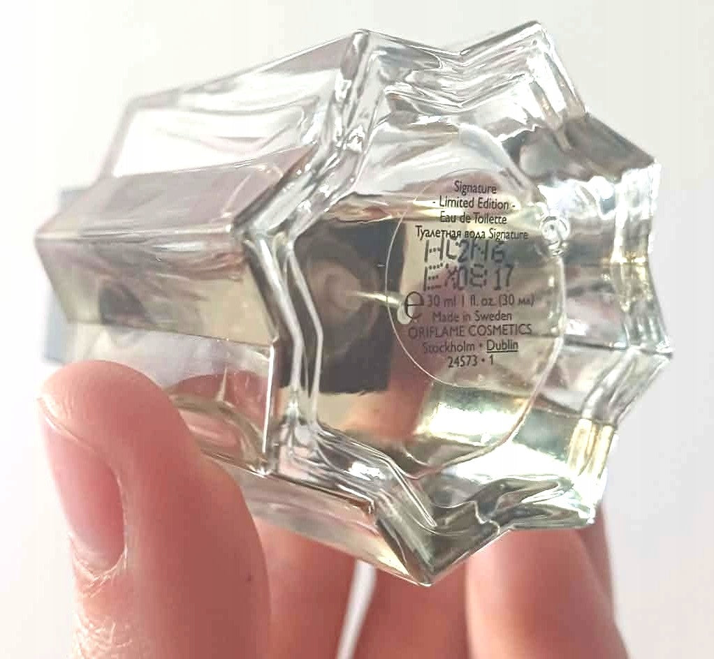 Eau de toilette Signature Oriflame 30ml Packaging status original