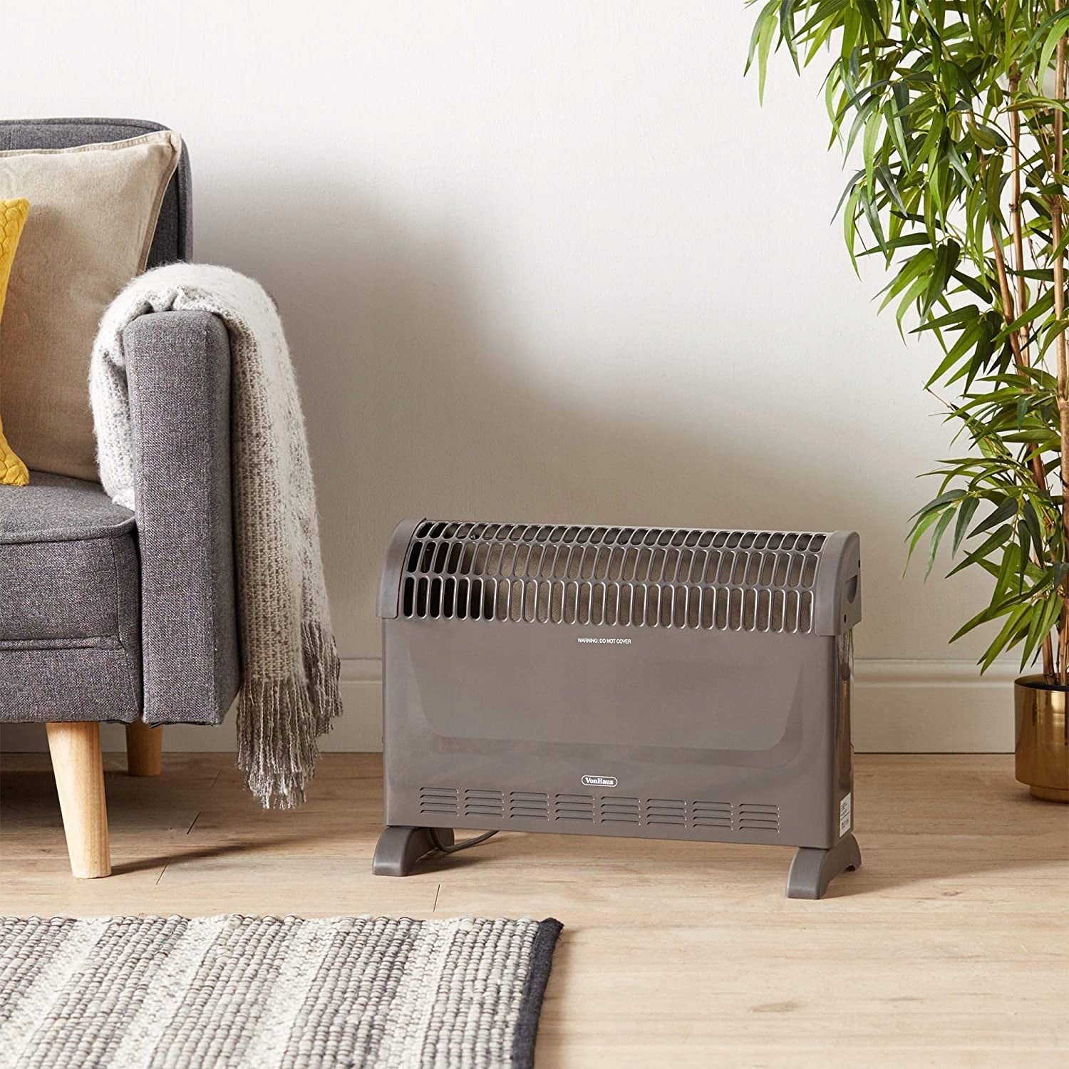 Efficient electric convector heater VonHaus 8100034 2000W black Brand no brand