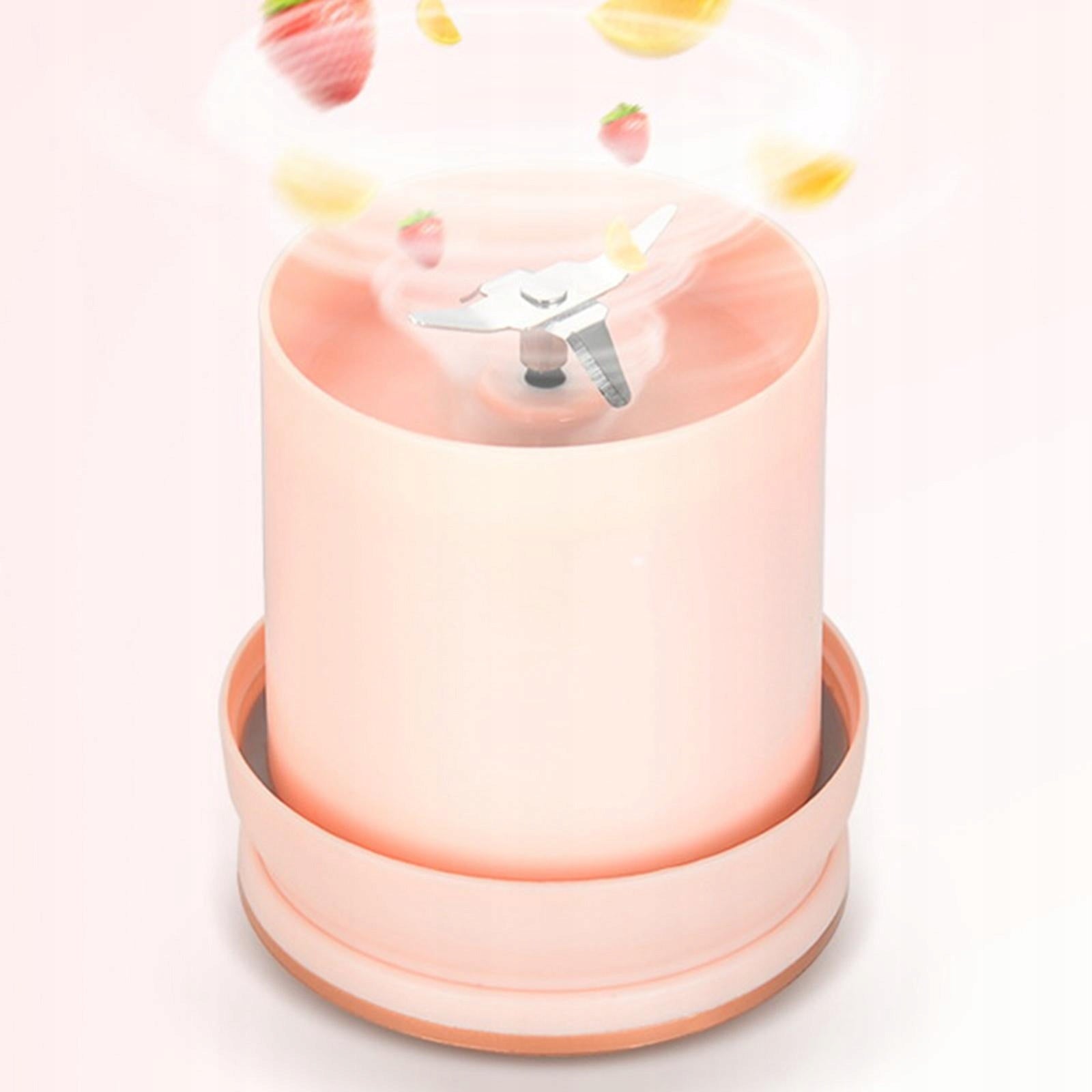 Electric Juicer Convenient Multifunctional Rechargeable with 4 Blade White Packaging status original