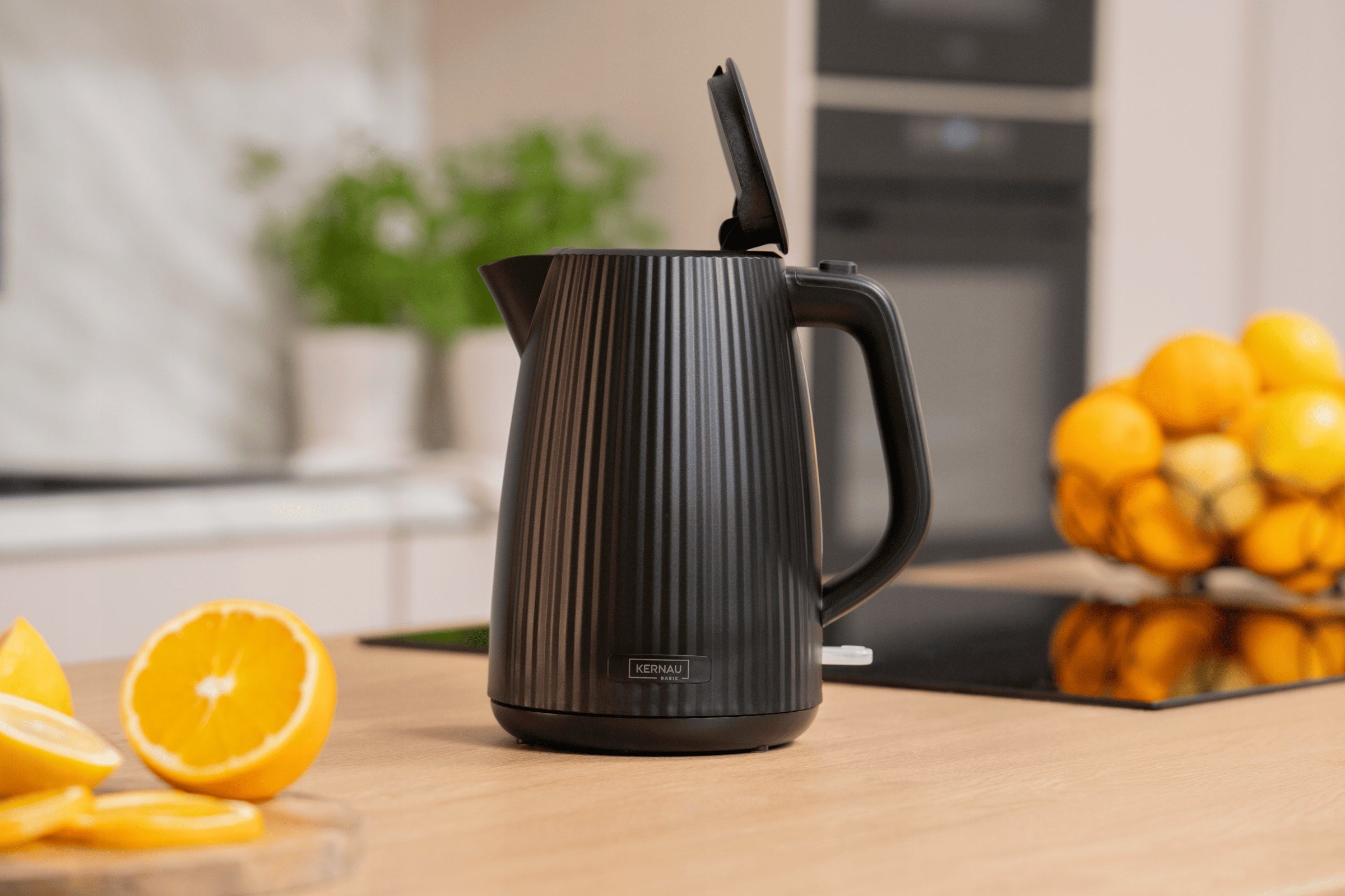 Electric Kettle Wireless Kernau STRONG 2200W 1,7L Black Capacity 1.7 l