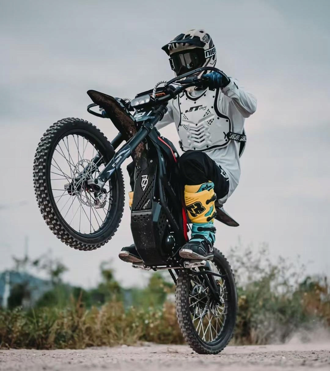 Electric Motorcycle 79BIKE Falcon PRO 10000W 85KM/H 72V35AH offroad+NFC+COC Manufacturer code 9331194780760